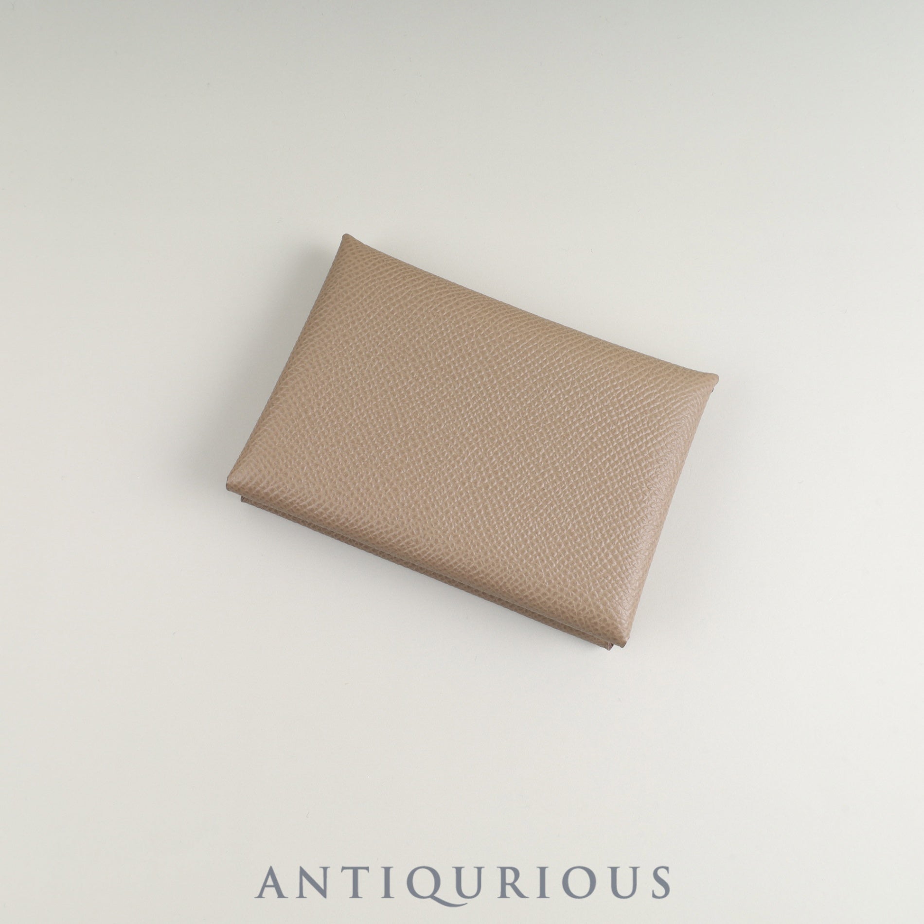 エルメス カルヴィ デュオ ヴォーエプソン コインケース エトゥープ 箱 W刻印(2024年頃)