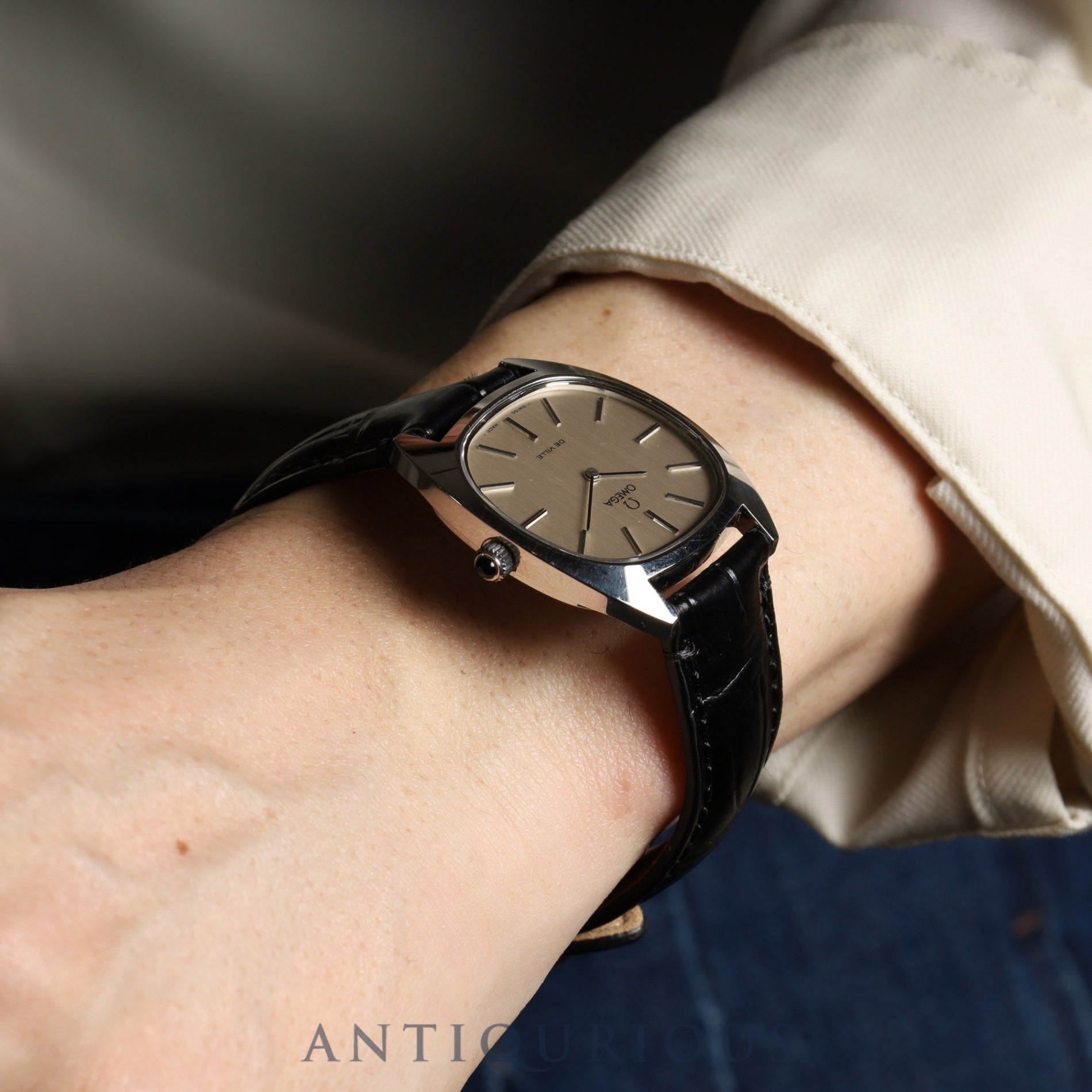 Omega De Ville 111.0132 Manual Winding Caliber 625 Stainless Steel Leather Strap with Genuine Stainless Steel Buckle, Silver Dial, Overhauled