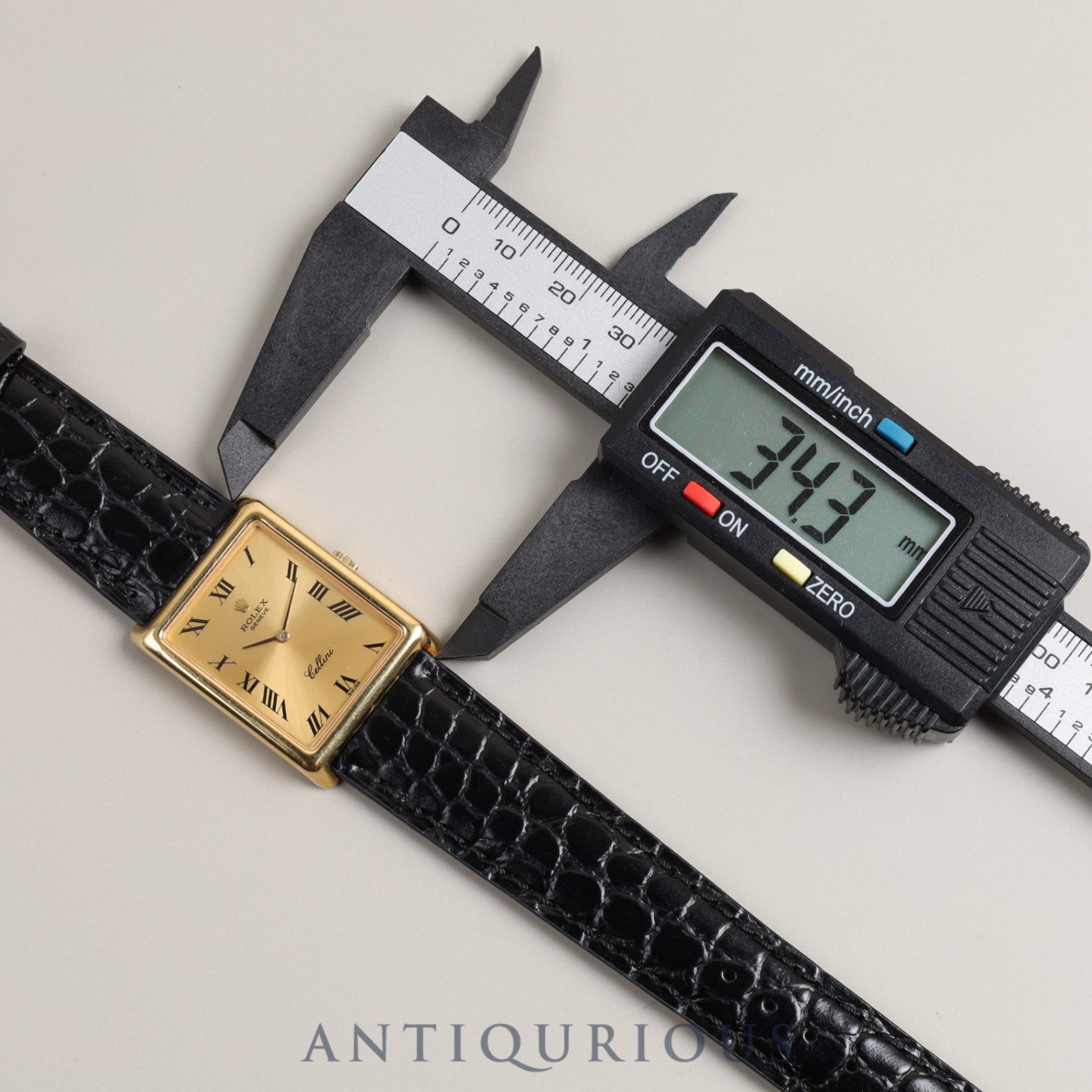 ロレックス チェリーニ 4105 手巻き Cal.1600 YG 革 純正尾錠(GP)ゴールド文字盤 4番(1976年)