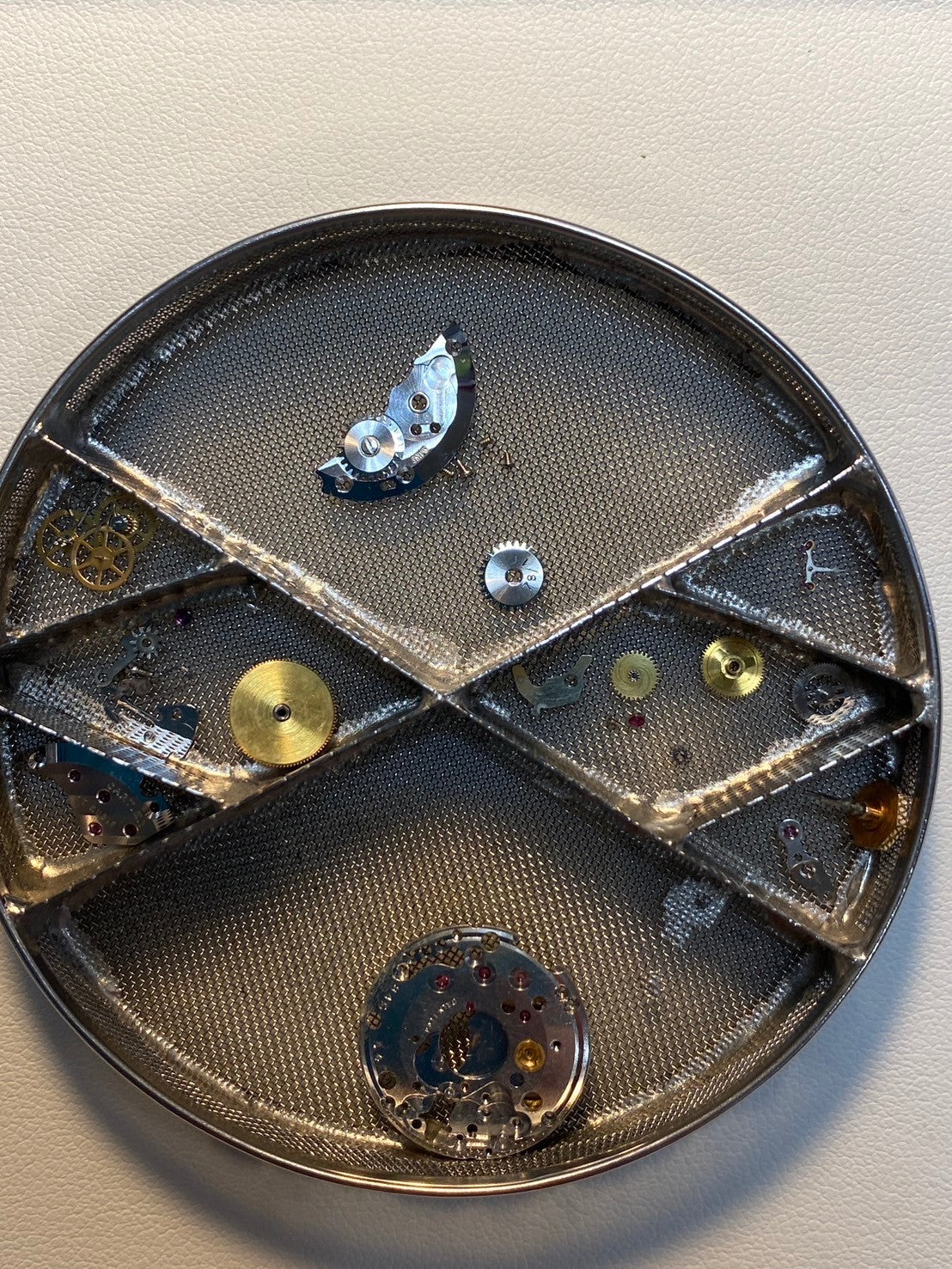 カルティエ サンチュール SM 78100 手巻き Cal.78-1 YG 革 純正尾錠(750YG)ホワイトローマン文字盤 オーバーホール済み