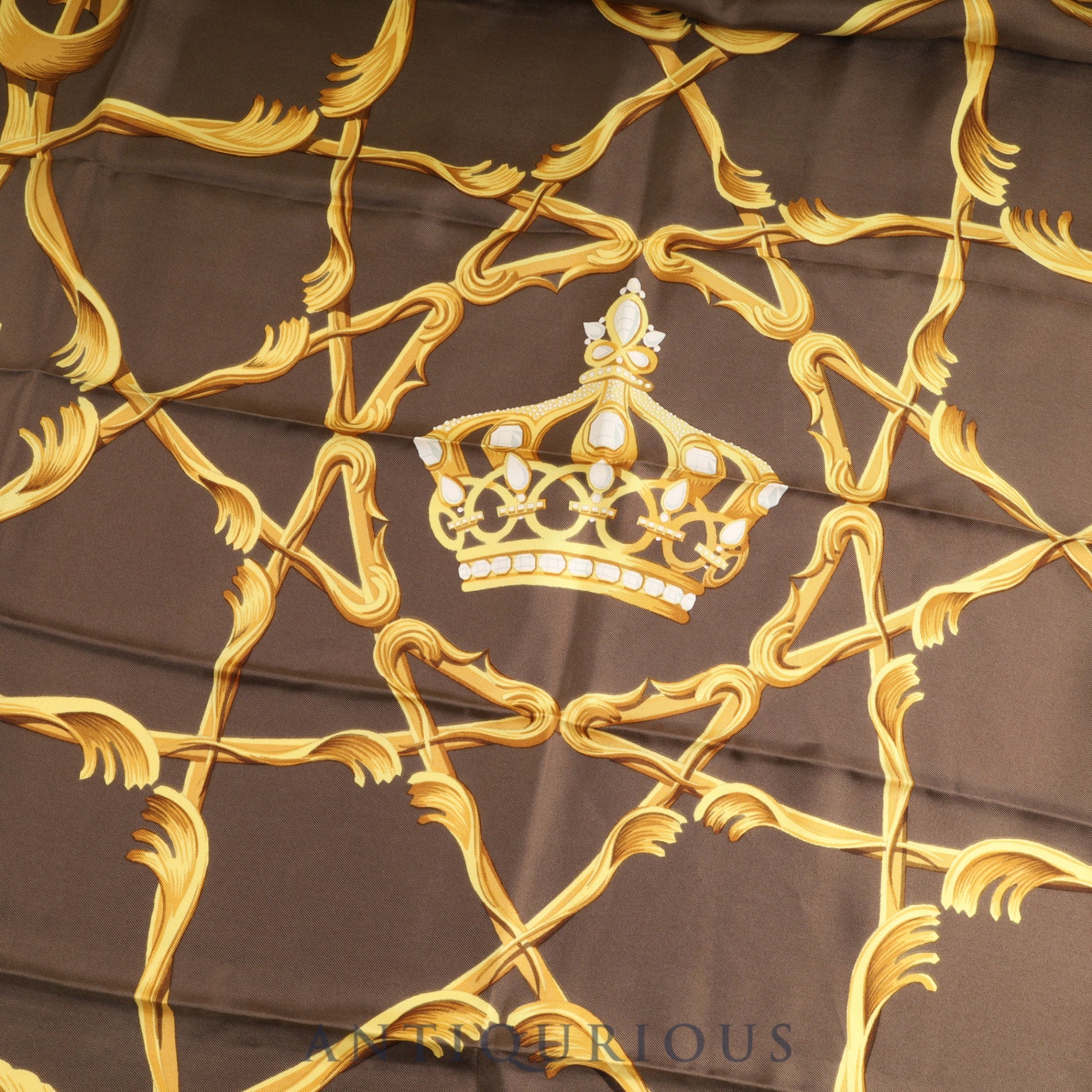 エルメス スカーフ カレ90 王冠柄 ブラウン SILK100%