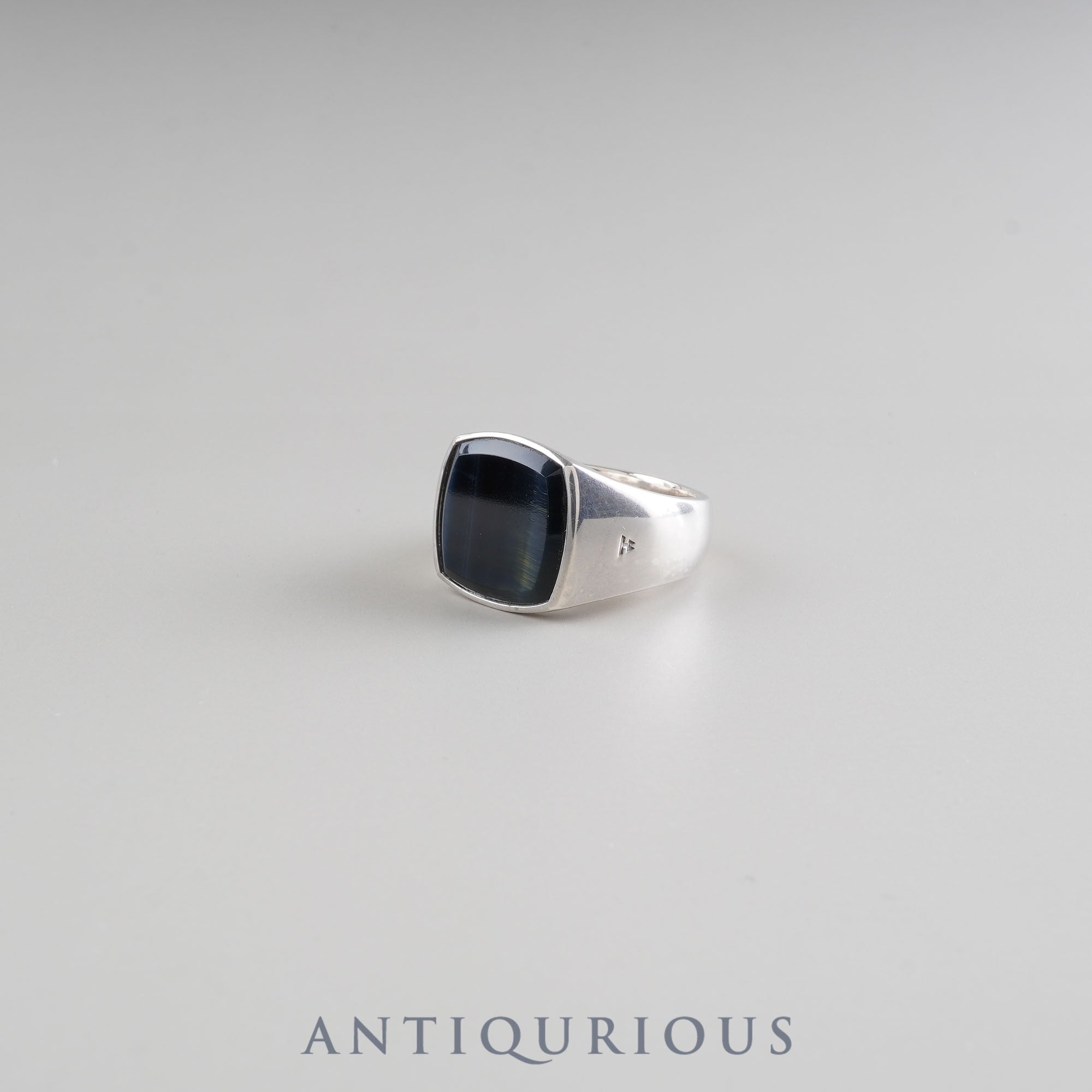 トムウッド リング クッション ブルーホークアイ