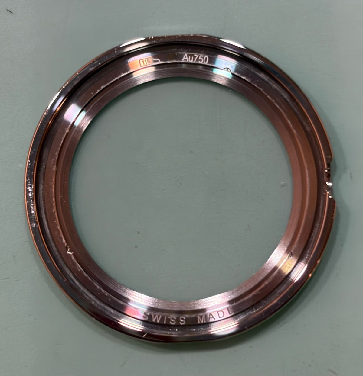ブレゲ クラシック 9067BB / 12 / 974 自動巻き Cal.591A 750WG 革 純正ピンバックル(750WG)シルバーギョシェ文字盤 箱 冊子 保証書(2021年)純正レザーベルト付き オーバーホール済み