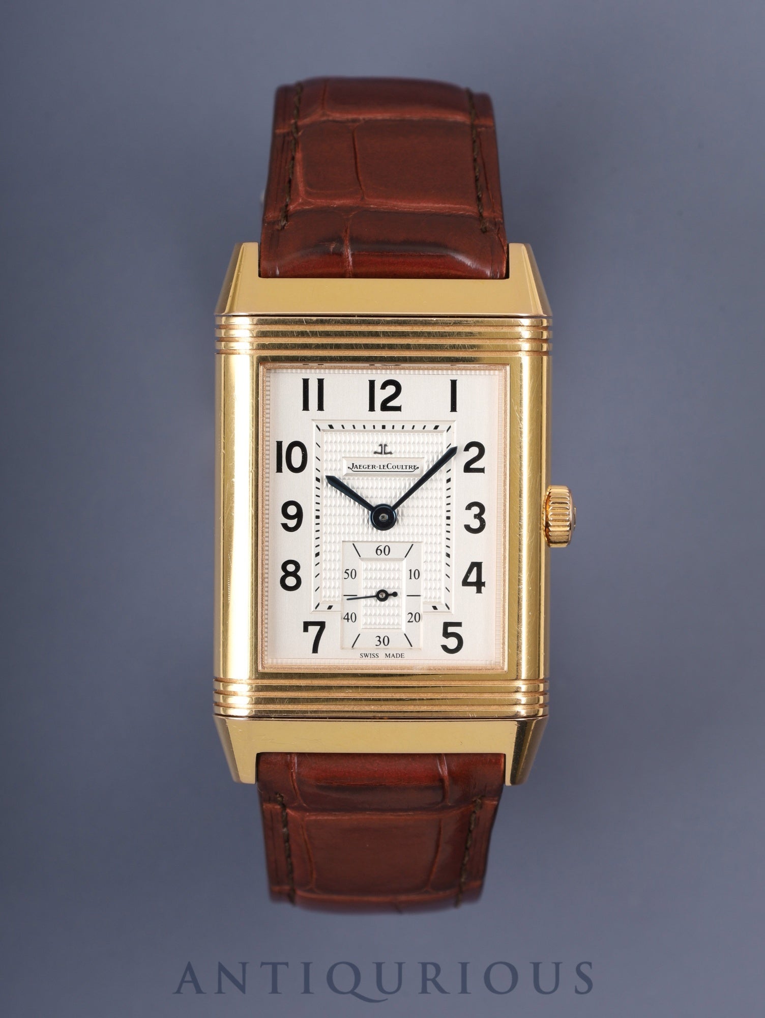 ジャガー・ルクルト グランド レベルソ 273.2.04 / Q3732420 手巻き Cal.976 750PG JEAN ROUSSEAU社革ベルト 純正バックル(750PG)シルバーアラビア文字盤 箱 冊子 保証書 タグ オーバーホール済み