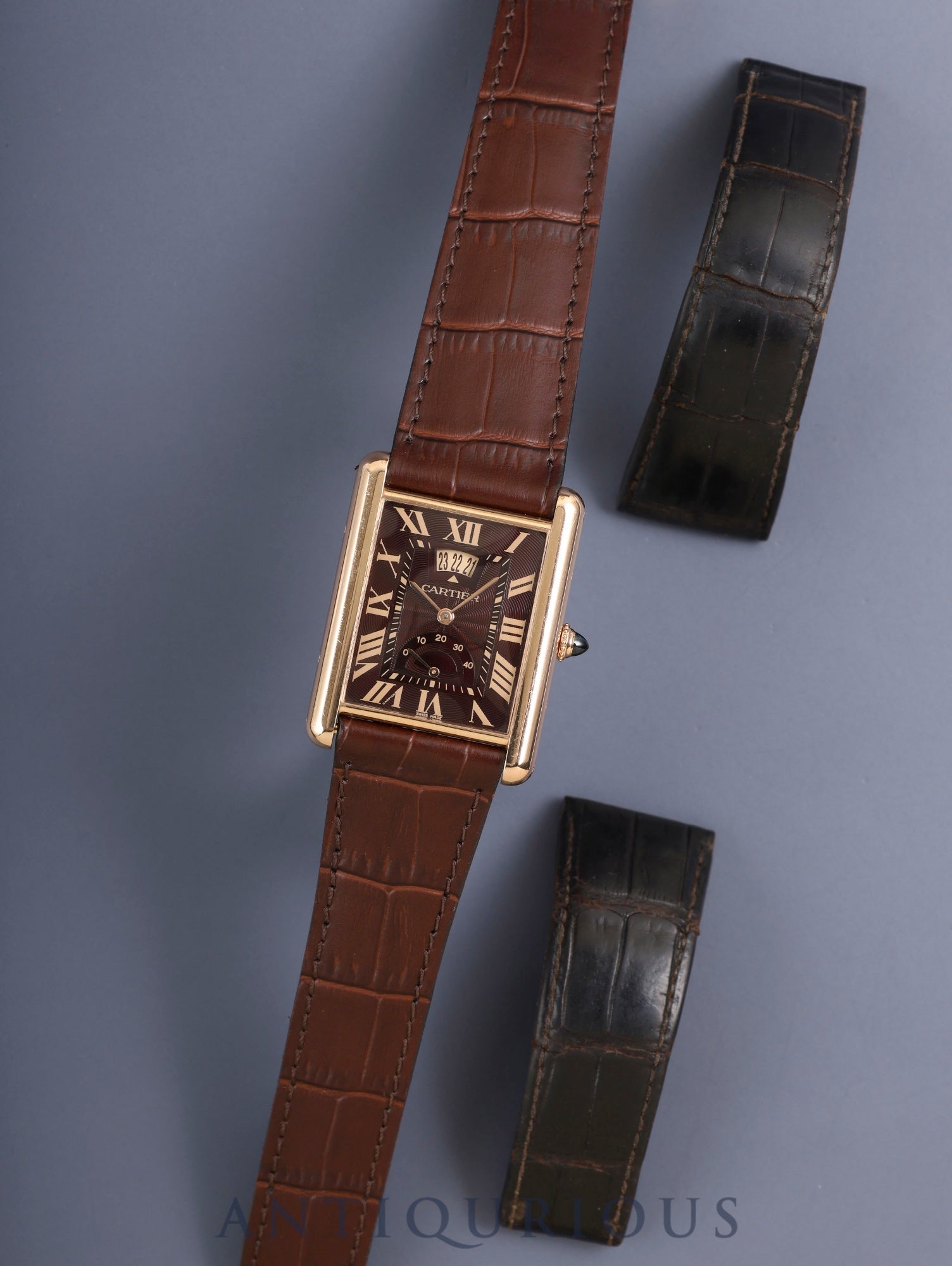 カルティエ タンクルイカルティエ XL マニュアルデイト W1560002/ 3185 手巻き Cal.9753MC 750PG 純正Dバックル(750PG) ギョーシェブラウンローマン文字盤 純正レザーベルト オーバーホール済み