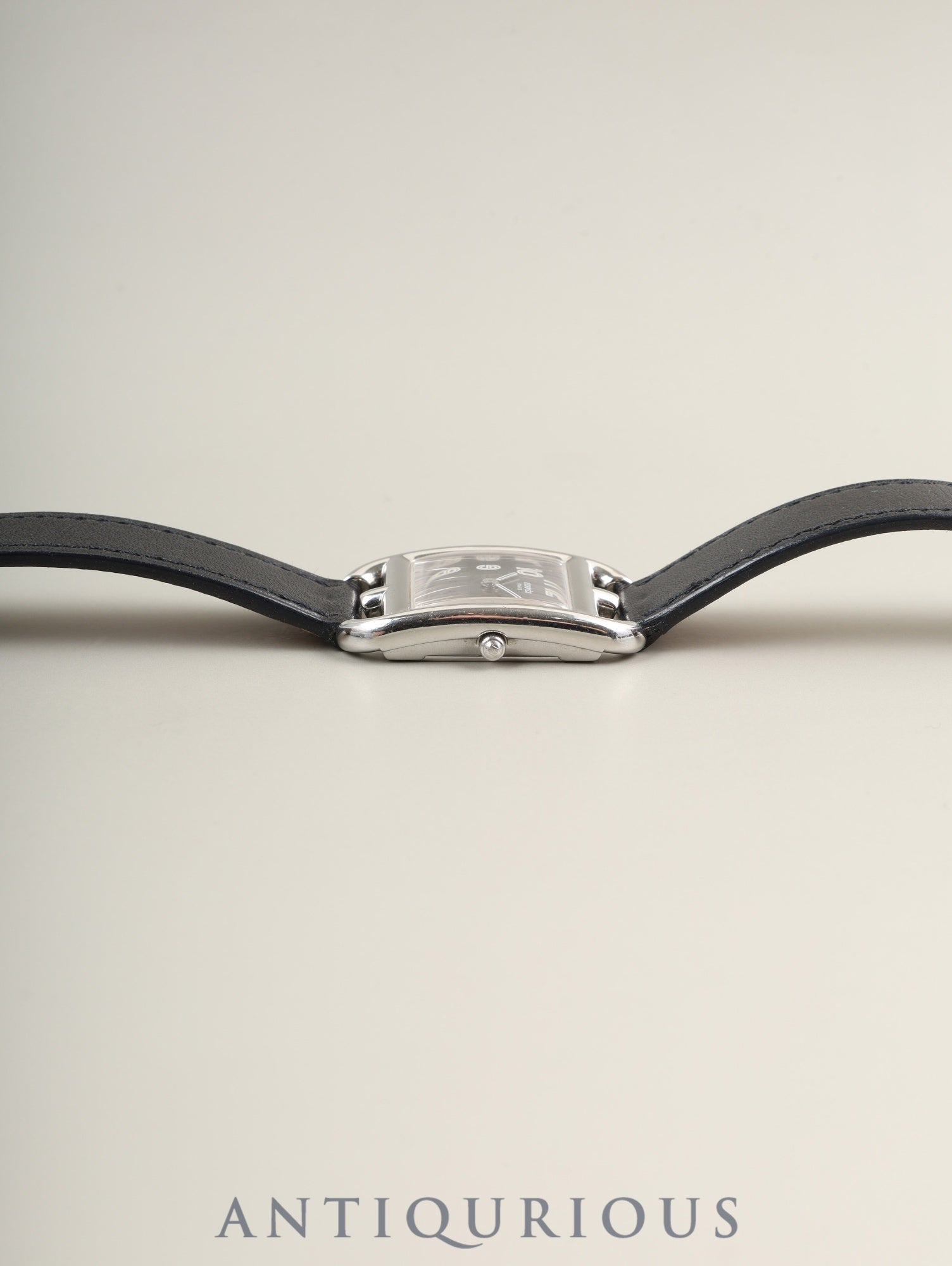 Hermès Cape Cod CC1.210 Quartz Caliber 976.001 Stainless Steel Watch with Genuine Leather Strap (D Stamp: 2000) and Genuine Buckle (SS), Gray Arabic Dial, Box, Warranty Card, Overhauled