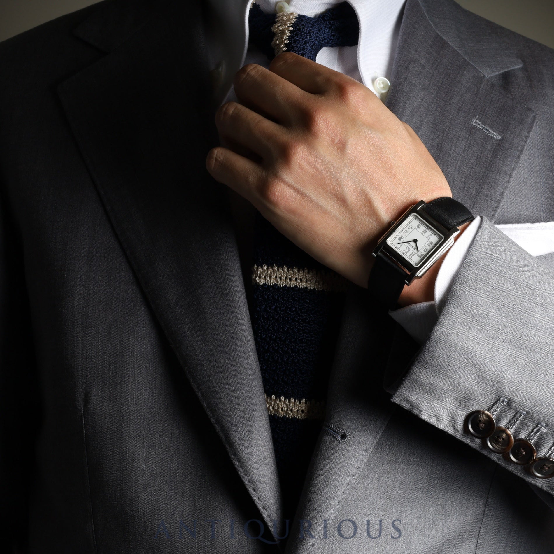 ティファニー クラシックスクエア 525.1030 クォーツ Cal.901.001 SS 純正革ベルト 純正尾錠(SS) ホワイトアラビア文字盤 オーバーホール済み