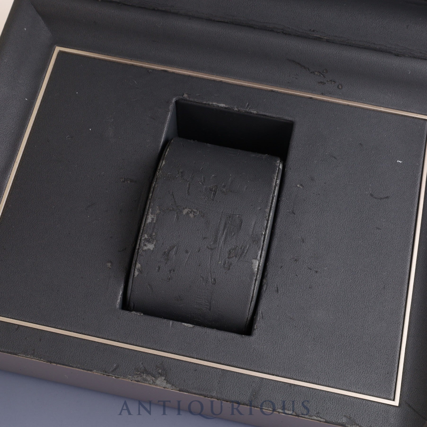 Jaeger-LeCoultre Reverso Classic Large Small Second Q3858520 / 214.8.62 Manual winding Cal.822/2 SS Leather Genuine buckle (SS) Silver dial Box Warranty (2018)