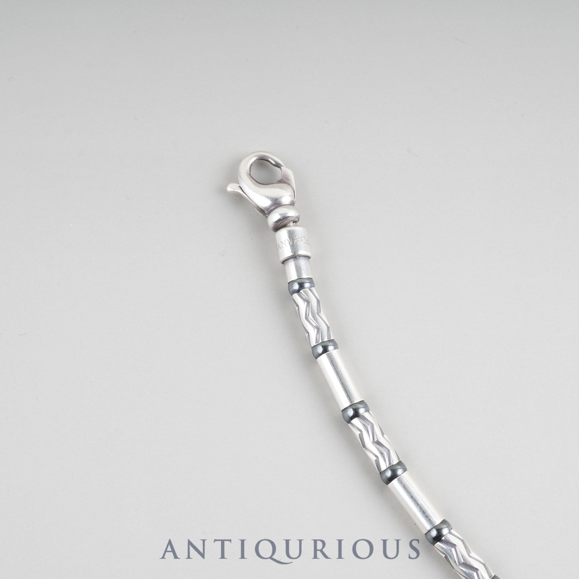 ティファニー ブレスレット アズテック ジグザグ スターリングシルバー ヘマタイト 箱 保存袋 カード(2002年)