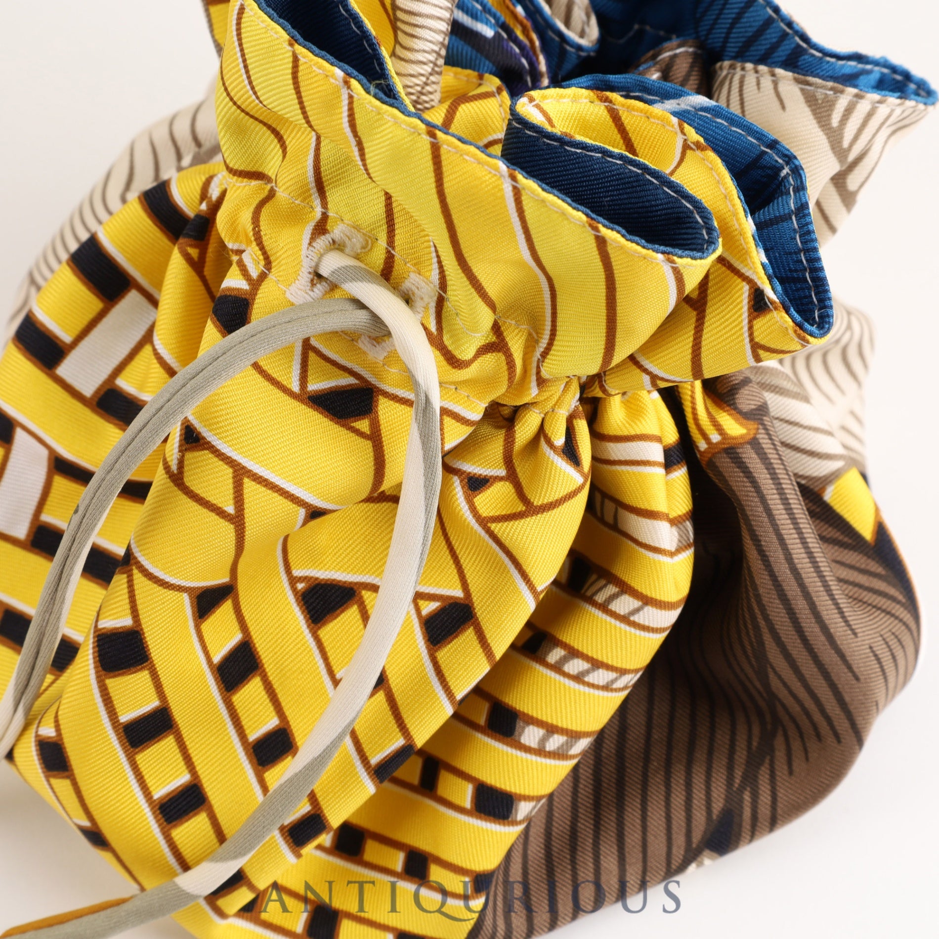 エルメス プティ アッシュ ポーチ SILK イエロー×ブルー 箱 カード等