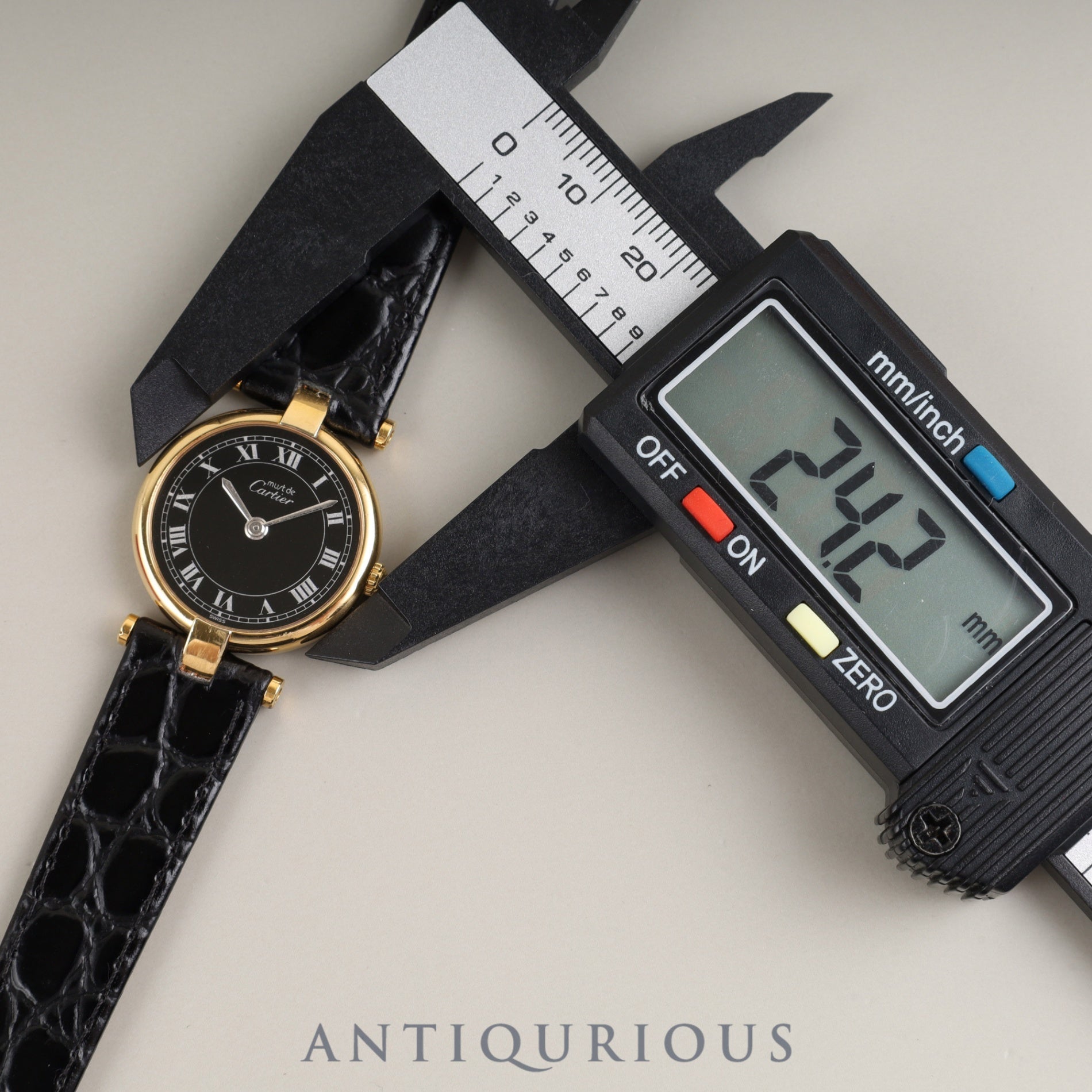 Cartier Must Vendôme VLC SM 18 Quartz Cal.81 SV925 Leather Strap with Genuine GP Buckle, Black Roman Dial, Box, Overhauled