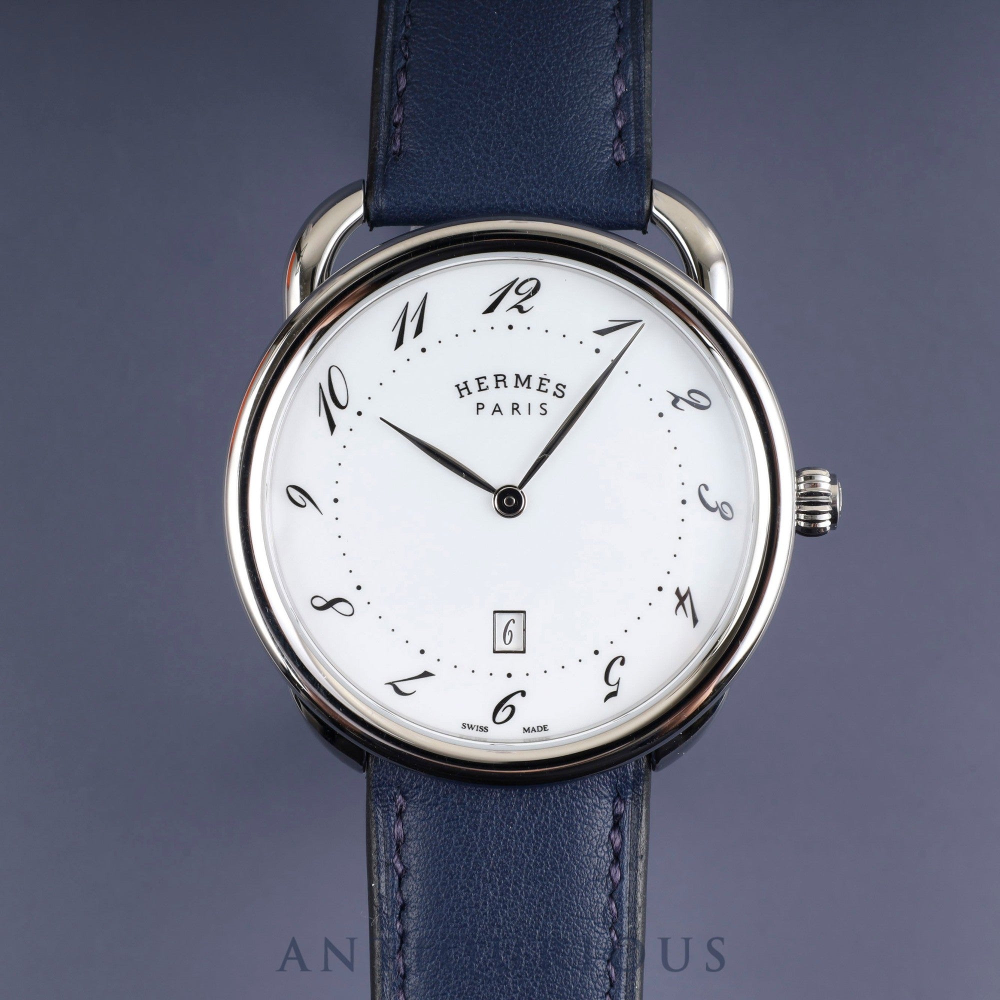 Hermes Arceau AR7Q.810 Quartz SS Genuine leather strap (Z engraved: 2021) Genuine buckle (SS) White Arabic dial Box Booklet Warranty (2024) Overhauled
