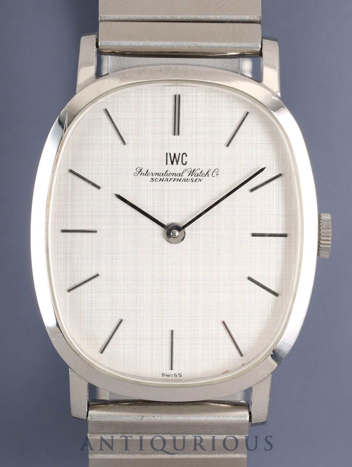 IWC オールドインター 2586 手巻き Cal.- SS SS シルバーリネン文字盤(SWISS表記)箱 タグ オーバーホール済み