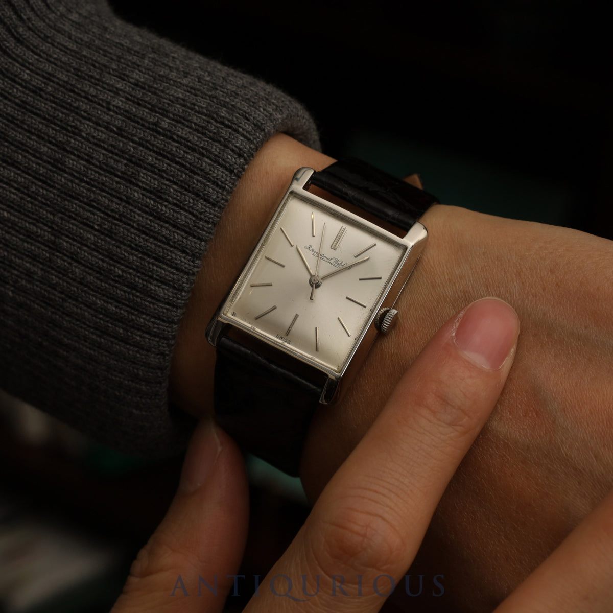 IWC オールドインター レクタンギュラー 手巻き Cal.C.401 Pm900 革 純正ピンバックル(SS) シルバー文字盤 オーバーホール済み アイダブリュシー