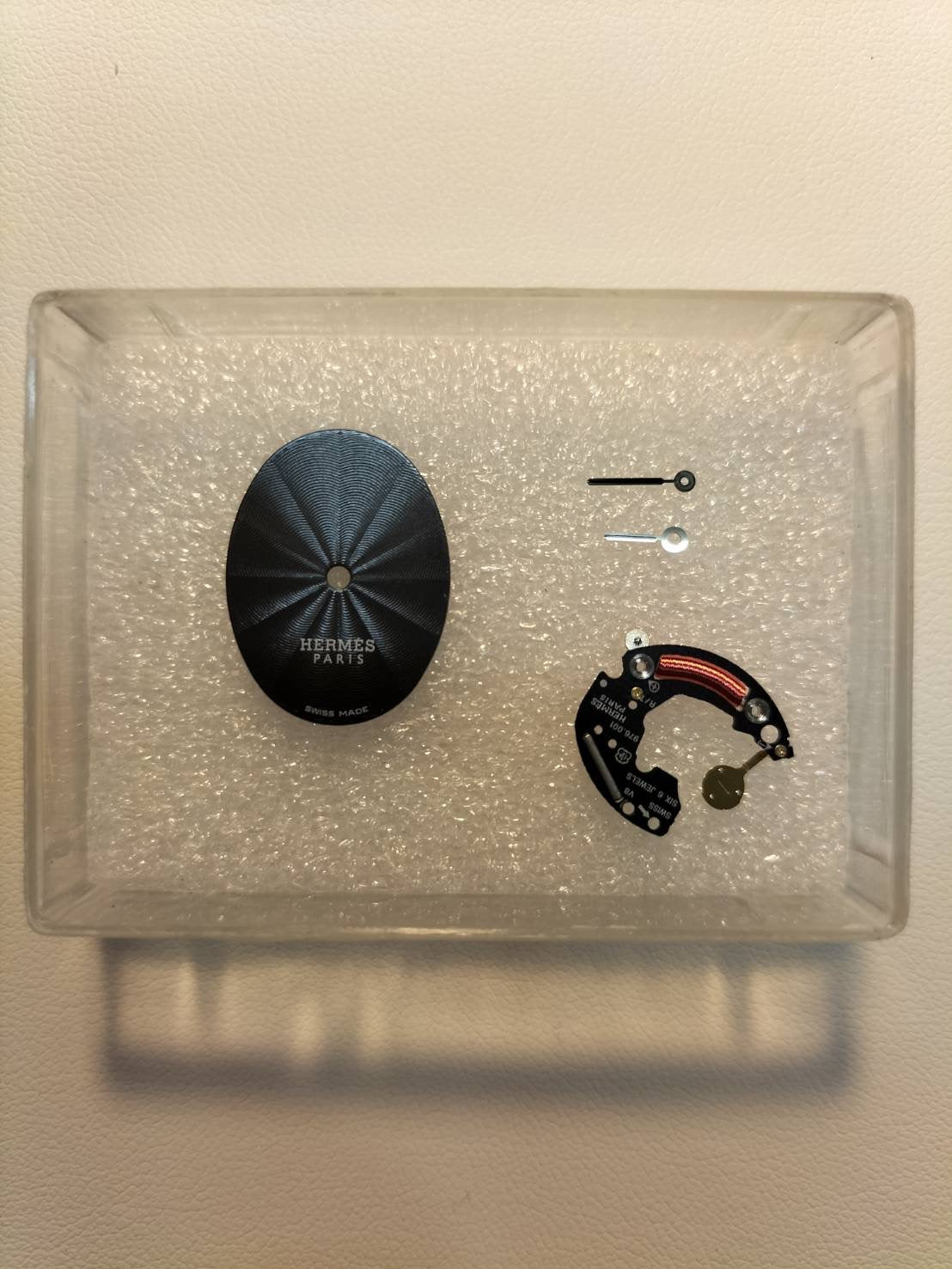 Hermes Clipper Oval CO1.210 Quartz Cal.976.001 Stainless Steel, Original Strap (□E stamp: 2001), Original Pin Buckle (Stainless Steel), Black Dial, Case Overhauled