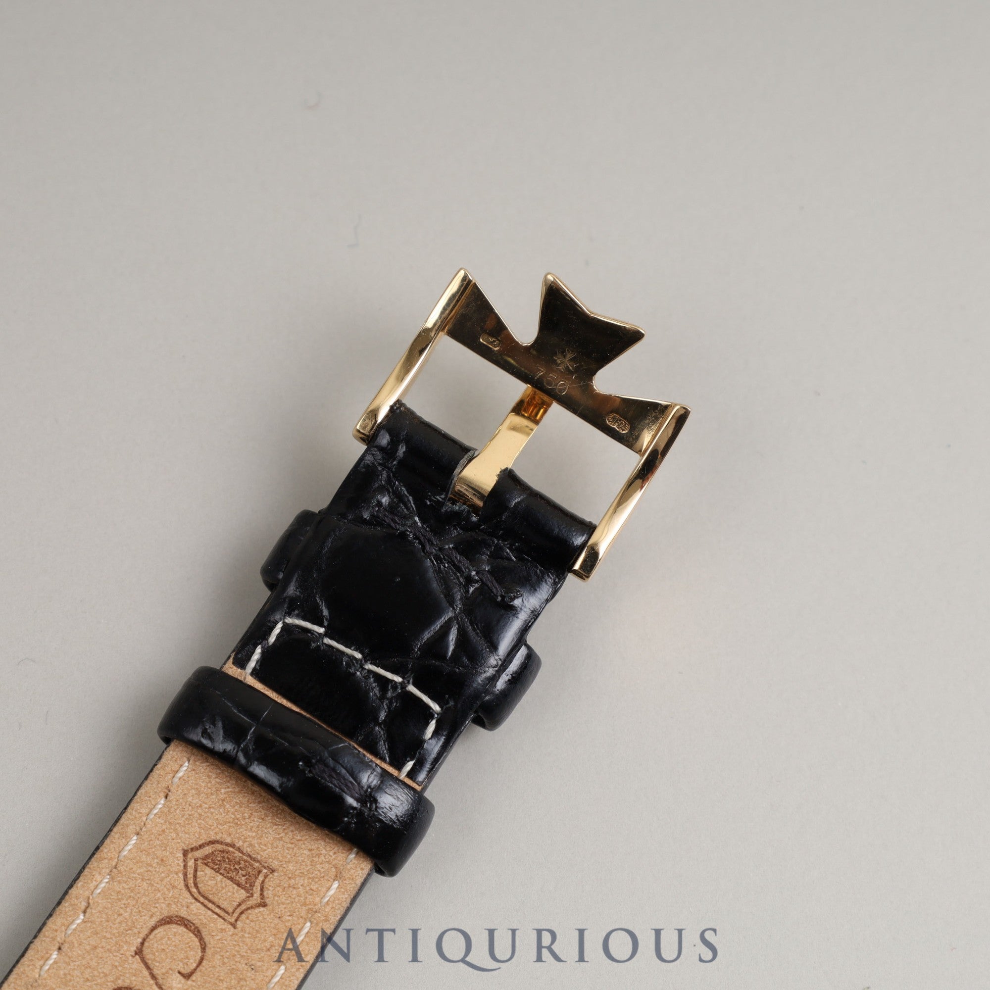 ヴァシュロン・コンスタンタン エッセンシャル 31039 手巻き Cal.1132 750YG 革 純正尾錠(750YG)ホワイト文字盤