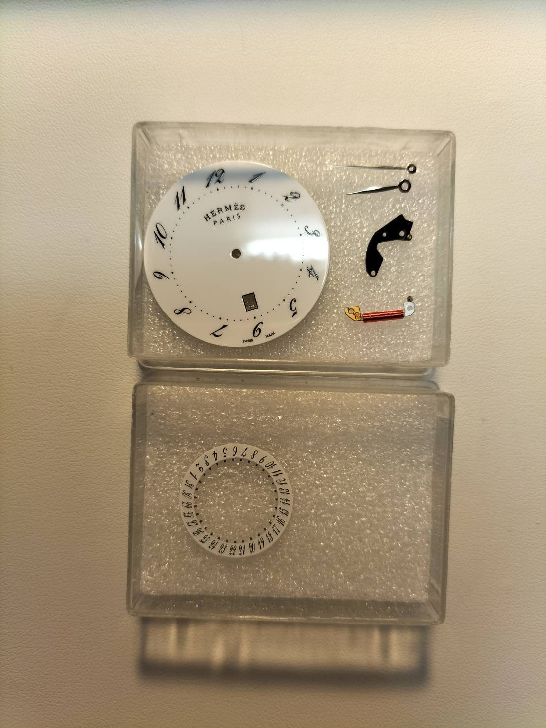 エルメス アルソー AR7Q.810 クォーツ SS 純正革ベルト(Z刻印:2021年)純正尾錠(SS) ホワイトアラビア文字盤 箱 冊子 保証書(2024年) オーバーホール済み