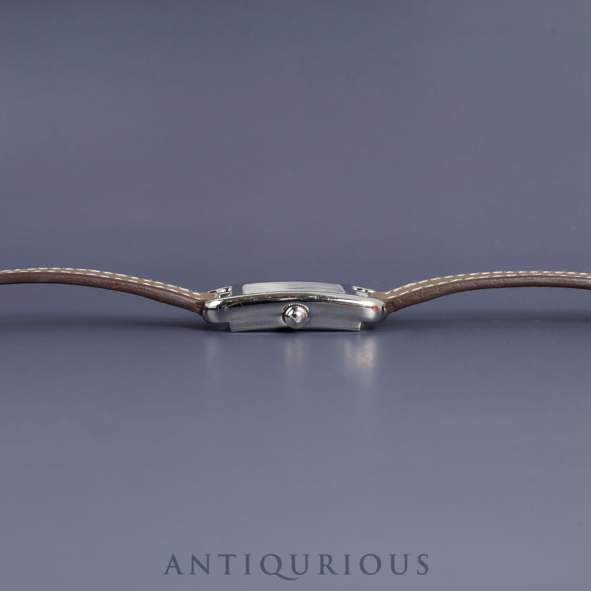 Hermes Nantucket NA2.110.220 / WW18 Quartz Cal.280.002 SS Genuine leather strap (Z stamp: 2021) Genuine buckle (SS) Silver dial Box Booklet Warranty (2021) Overhauled