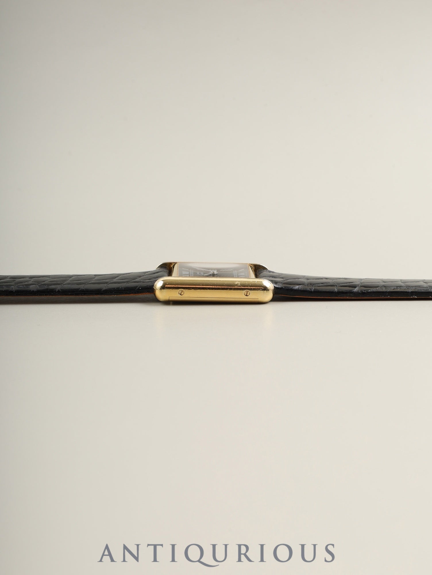 カルティエ マストタンク SM 手巻き SV925 革 純正ピンバックル(GP) ブラックローマン文字盤(SWISS MADE表記)国際永久保証書(1984年) オーバーホール済み