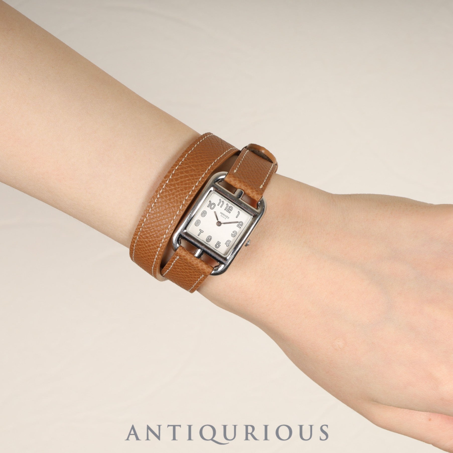 エルメス ケープコッド CC1.210 クォーツ Cal.976.001 SS 革 純正尾錠(SS) シルバー文字盤 箱 冊子 保証書(2003年)純正革ベルト(□G刻:2003年、使用感あり)オーバーホール済み