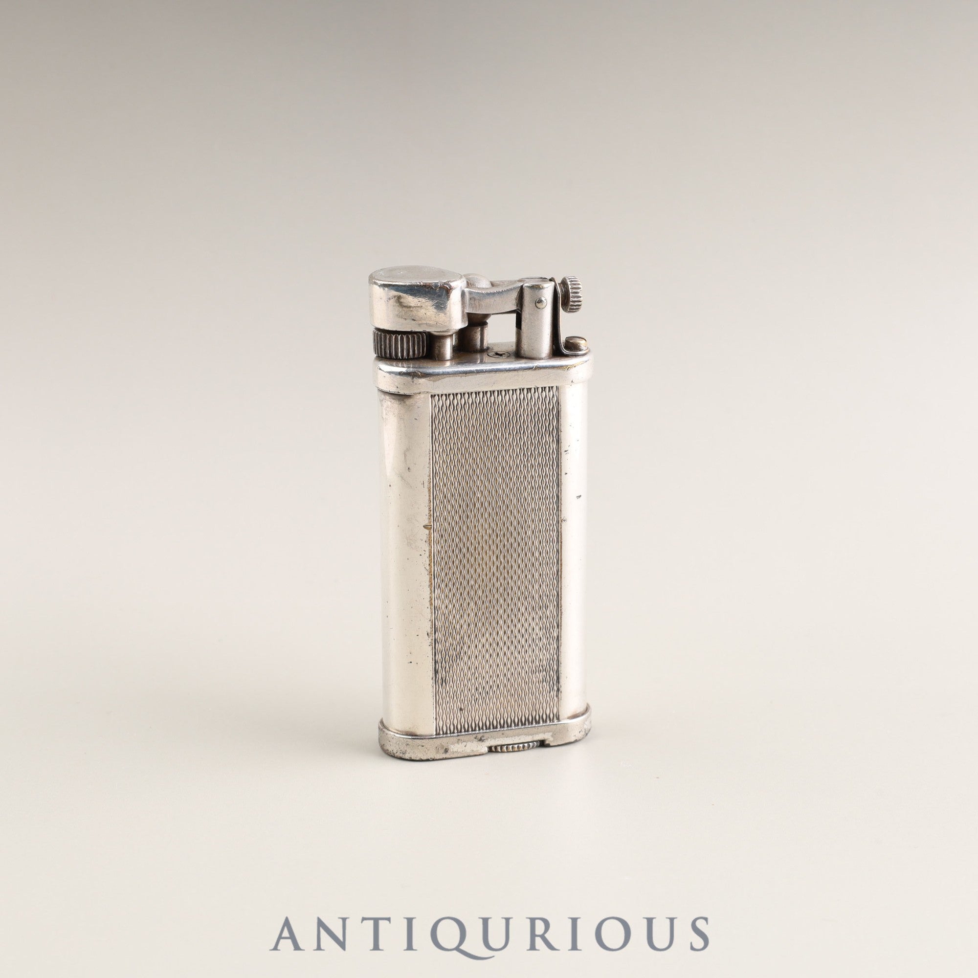 Dunhill unique hammer type gas lighter, mechanically adjusted