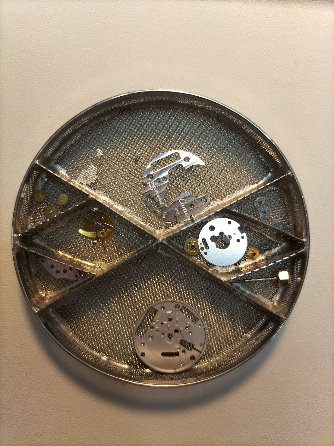 Cartier Santos Galbee LM W20030C4 / 187901 Quartz Caliber 687 Stainless Steel/Yellow Gold with Gray Roman Dial, Overhauled