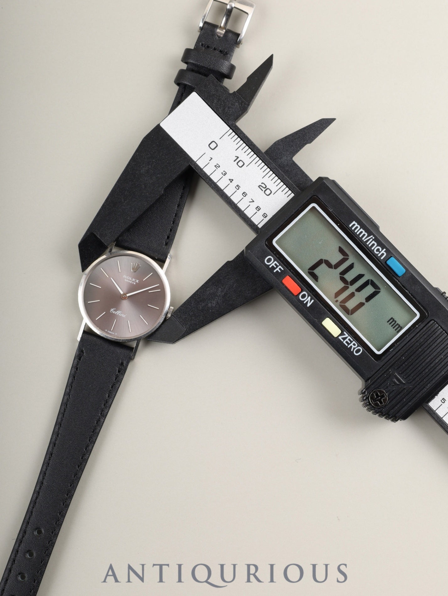 ロレックス チェリーニ 3810 手巻き Cal.1600 750WG 革 純正尾錠(GP) グレー文字盤 36番台(1972年) 冊子 保証書(1976年) オーダーホール済み