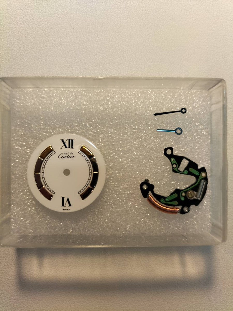 カルティエ マスト ヴァンドーム VLC SM W1006554/590004 クォーツ Cal.90 SV925 革 純正尾錠(GP)サイドトリニティ文字盤 箱 オーバーホール済み