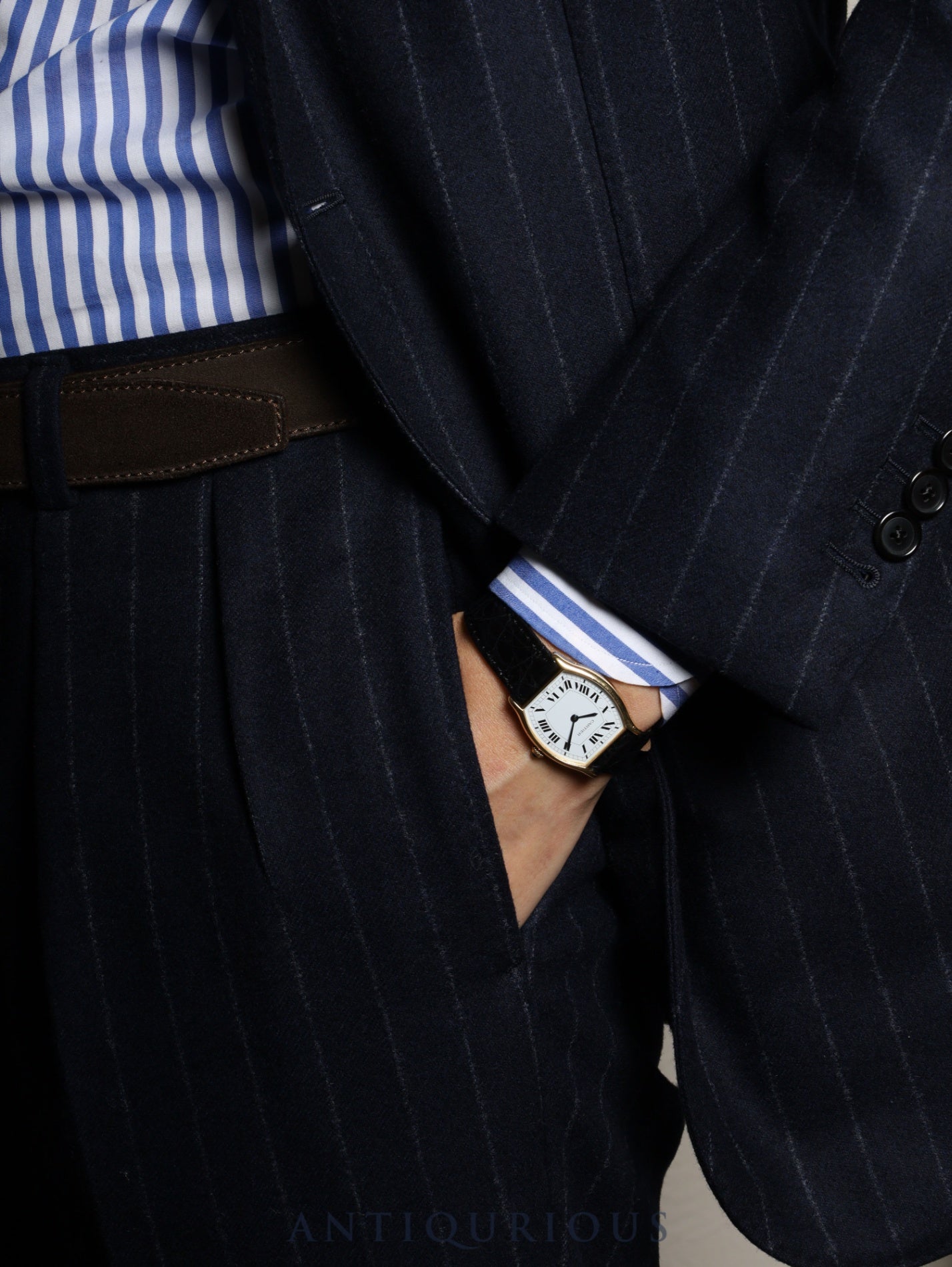 カルティエ トーチュ LM 10712 手巻き Cal.7001(プゾー)750YG 革 純正尾錠(750YG)ホワイトローマン文字盤(PARIS表記) 純正革ベルト オーバーホール済み