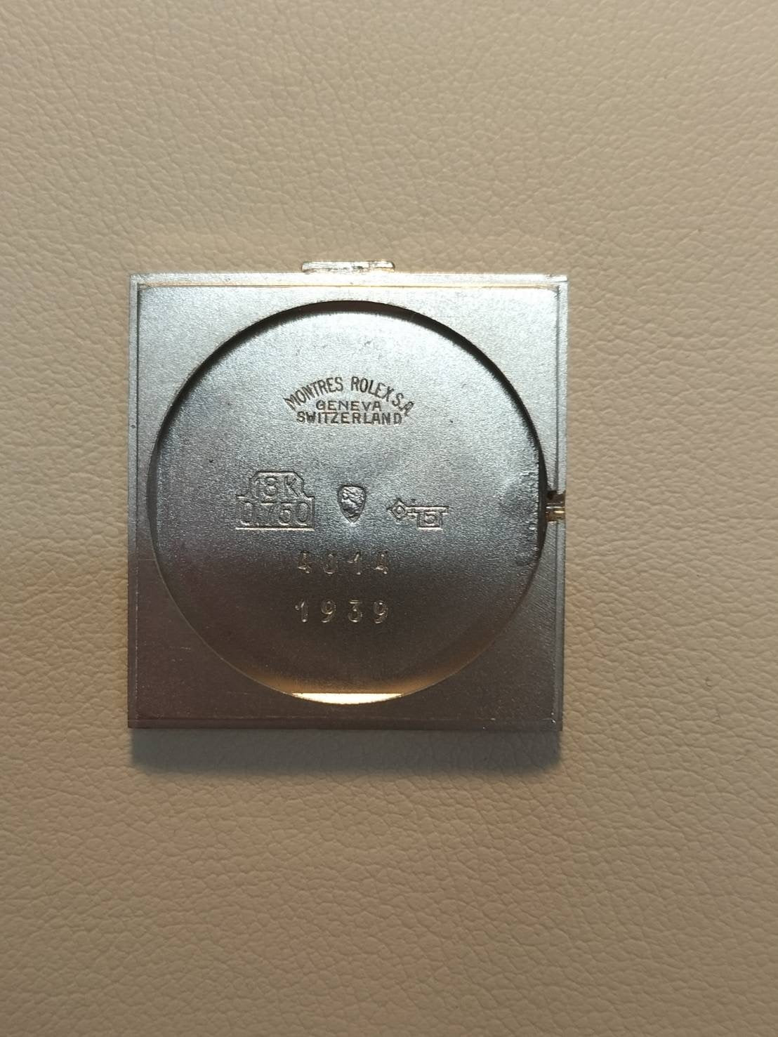 Rolex Cellini 4014 Manual winding Cal.1600 750 Leather Genuine buckle (GP) Silver dial No. 39 (1973) Overhauled