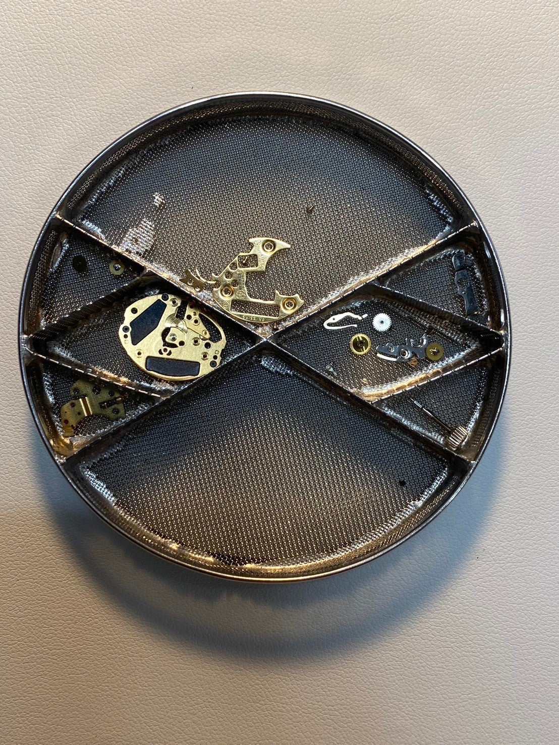 エルメス Hウォッチ HH1.210 クォーツ SS SS ブラックギョーシェ文字盤 オーバーホール済み