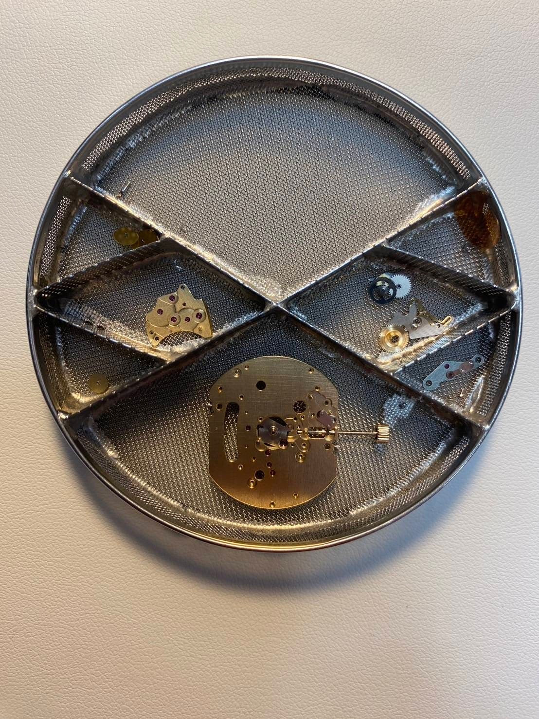 Corum Round 94.129.56 Quartz Cal.211 101 18KYG Leather Genuine Buckle (GP) Black Dial Box Warranty (1991) Overhauled