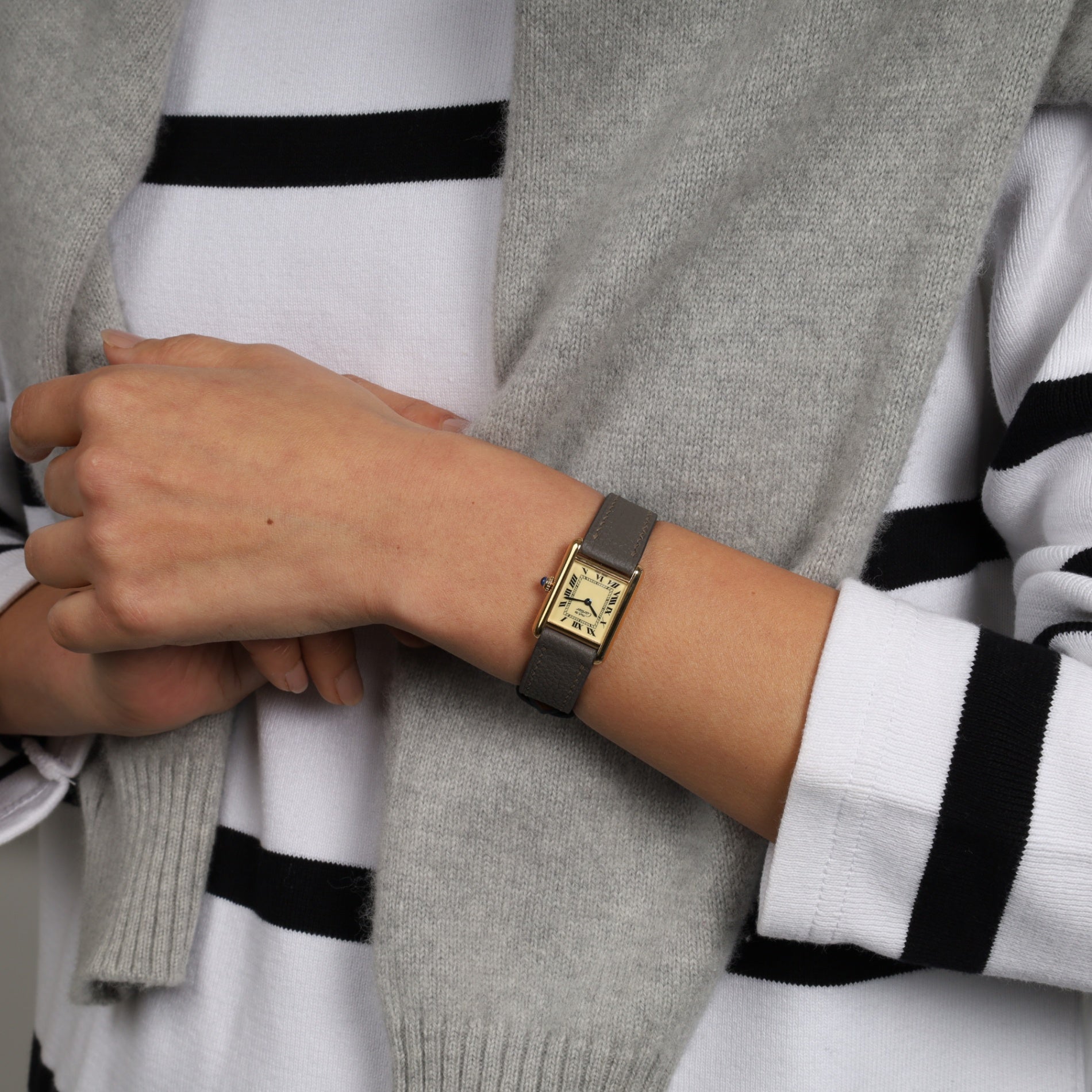 カルティエ マストタンク SM QZ アイボリーローマン文字盤 5057001 コンプリートサービス 新品仕上げ済み