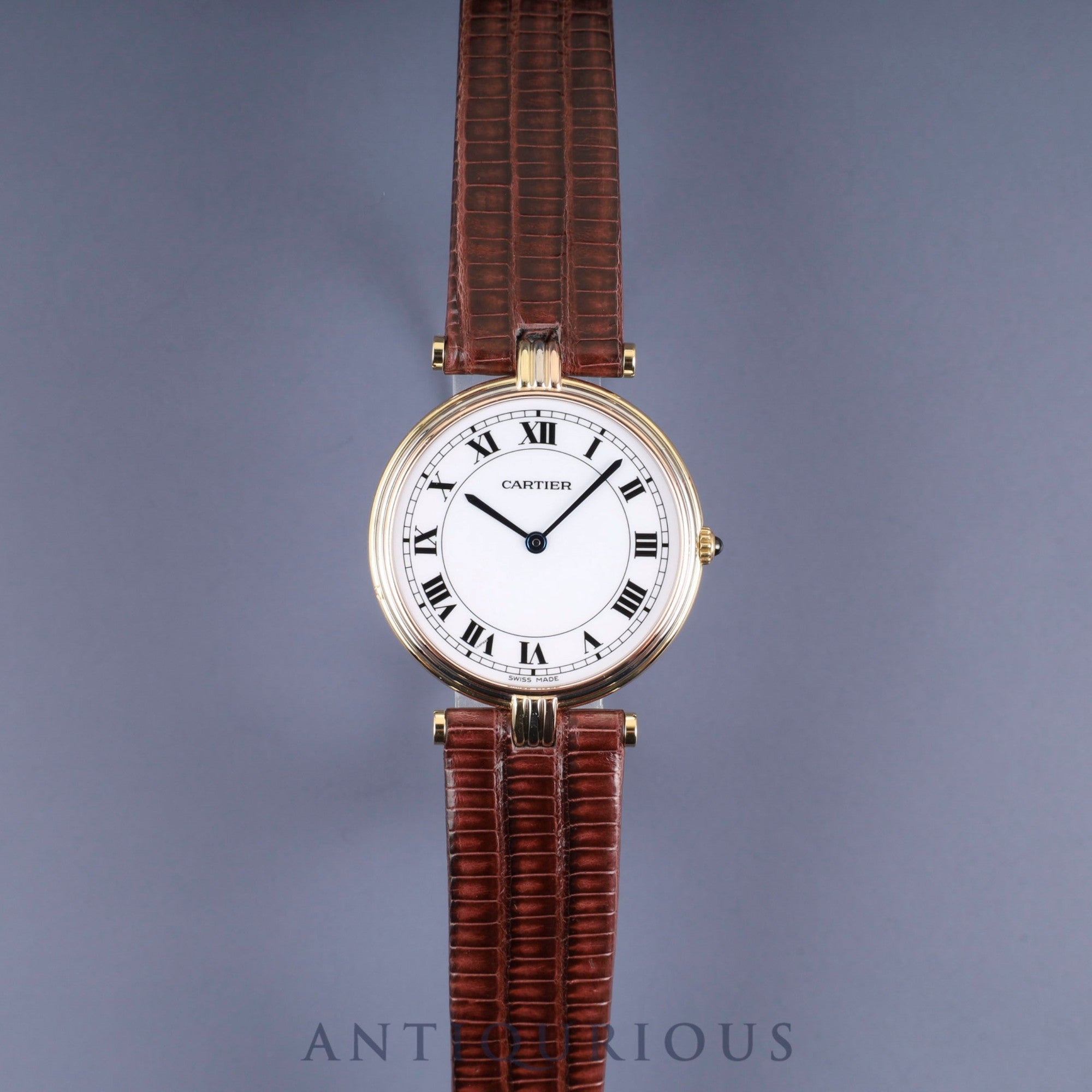 Cartier Vendôme VLC LM Trinity 85533553 / 81003 Quartz 750 Leather Genuine Buckle (GP) White Roman Dial (SWISS MADE Marking) Completely serviced (full maintenance) at a Cartier boutique
