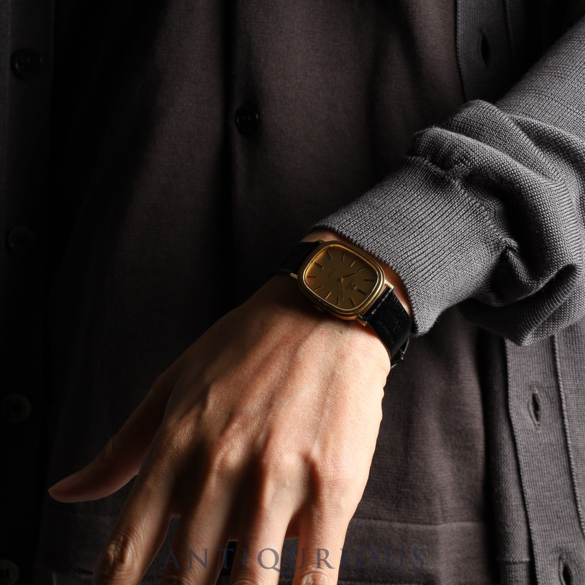 Omega De Ville 511.0472 Manual winding Cal.625 GP Leather Aftermarket buckle (GP) Champagne dial 1970s Overhauled