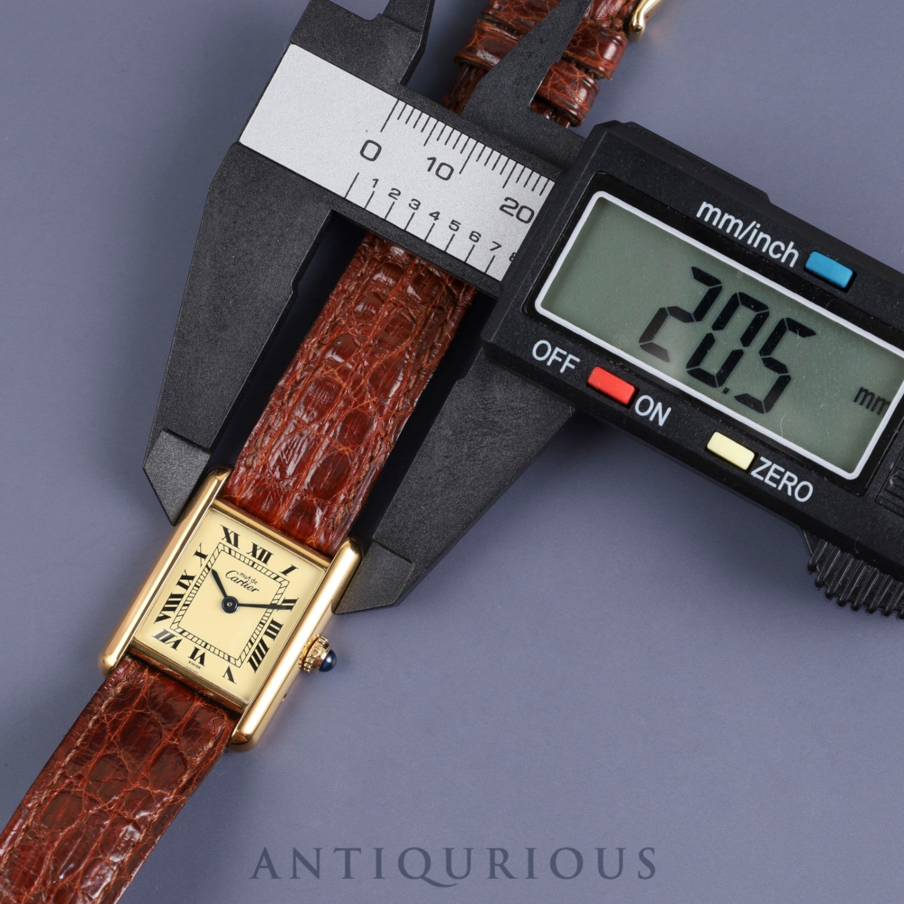 カルティエ マストタンク SM 5057001 クォーツ Cal.057 SV925 純正革ベルト 純正尾錠(GP)アイボリーローマン文字盤 1980年代半ば~1994年頃 オーバーホール済み