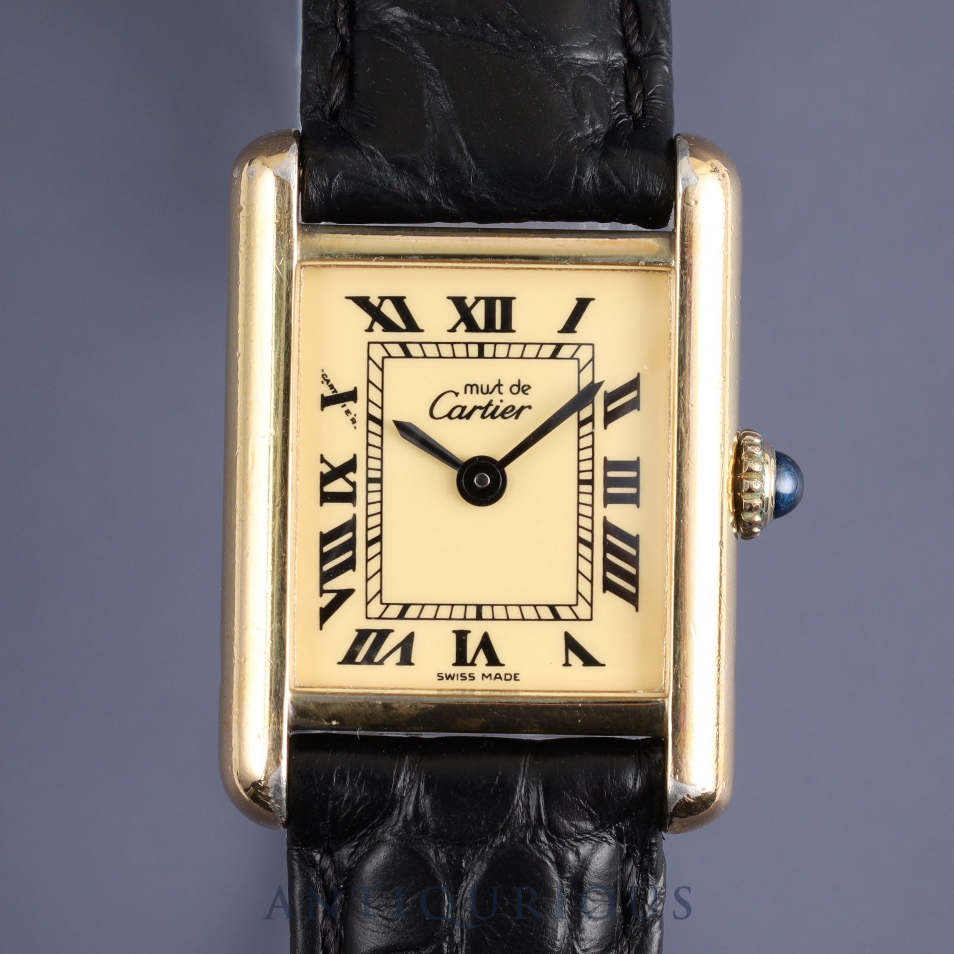 Cartier Must Tank SM 2974213 Manual winding V925 Leather Genuine D buckle (GP) Ivory Roman dial International permanent warranty (1982) Complete service completed at Cartier boutique