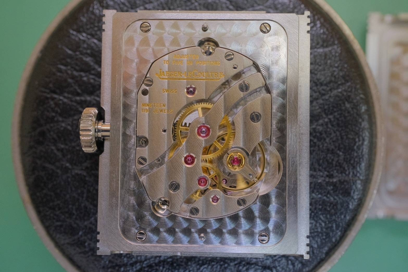 ジャガー・ルクルト レベルソ クラシック ラージ スモールセコンド Q3858520 / 214.8.62 手巻き Cal.822/2 SS 革 純正尾錠(SS)シルバー文字盤 箱 保証書(2018年)