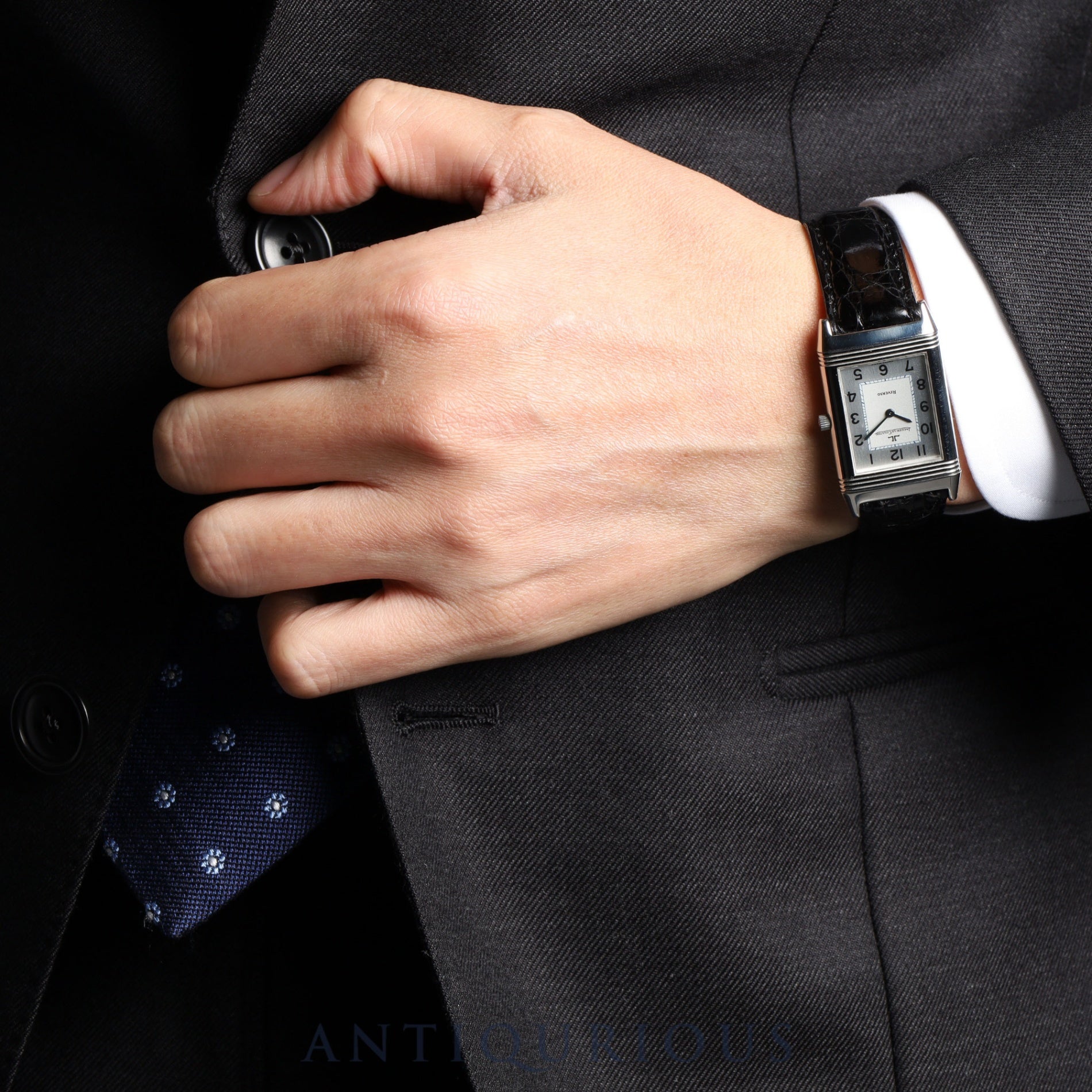 ジャガー・ルクルト レベルソ クラシック 250.8.86 手巻き Cal.846/1 SS 革 純正尾錠(SS)シルバーアラビア文字盤 ケース 保証書(1996年) 冊子 オーバーホール済み ※ケース裏彫りあり