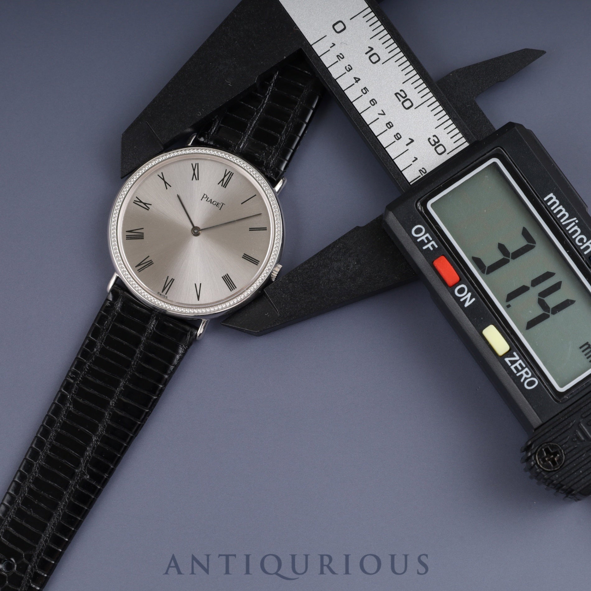 Piaget Round 90239 Manual Winding Caliber 9P2 750 Leather Genuine Buckle (750) Silver Dial Genuine Strap Overhauled