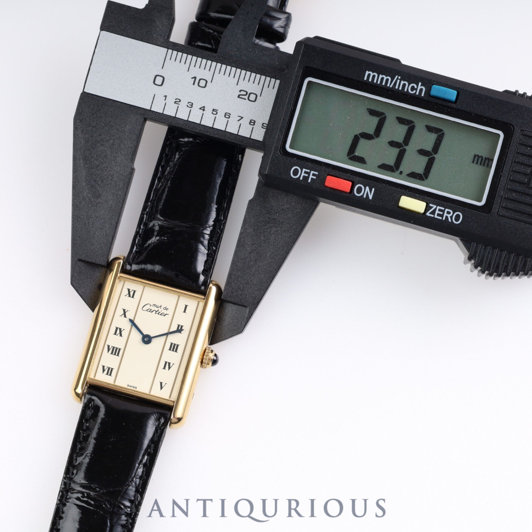 Cartier Must Tank LM QZ 590005 925 Leather Genuine Buckle Vertical Roman Dial
