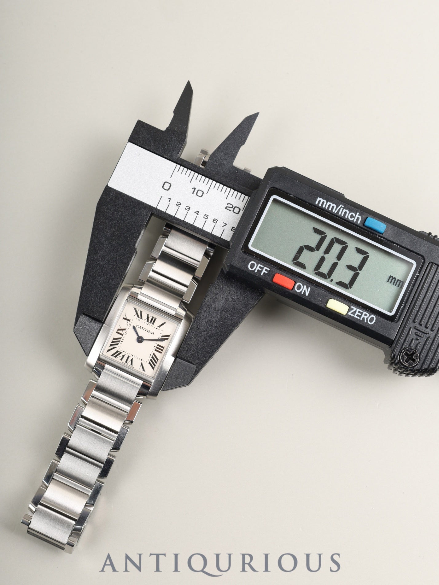 カルティエ タンクフランセーズ SM W51008Q3 / 2384 クォーツ Cal.057 SS SS ホワイトローマン SWISS MADE表記 箱 冊子 保証書(無記載)オーバーホール済み