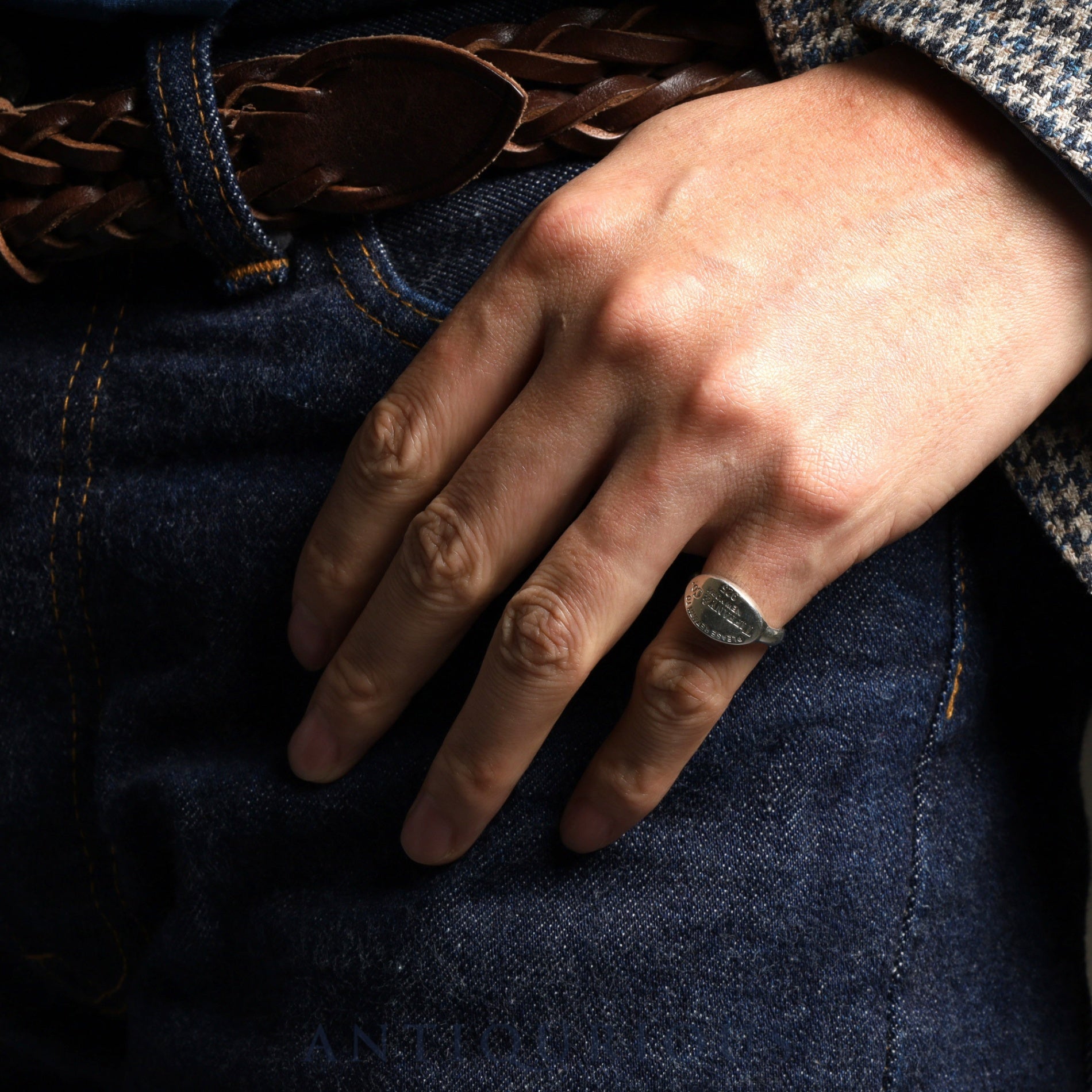 Tiffany Ring Return to Tiffany Oval SV925 Size 9.5