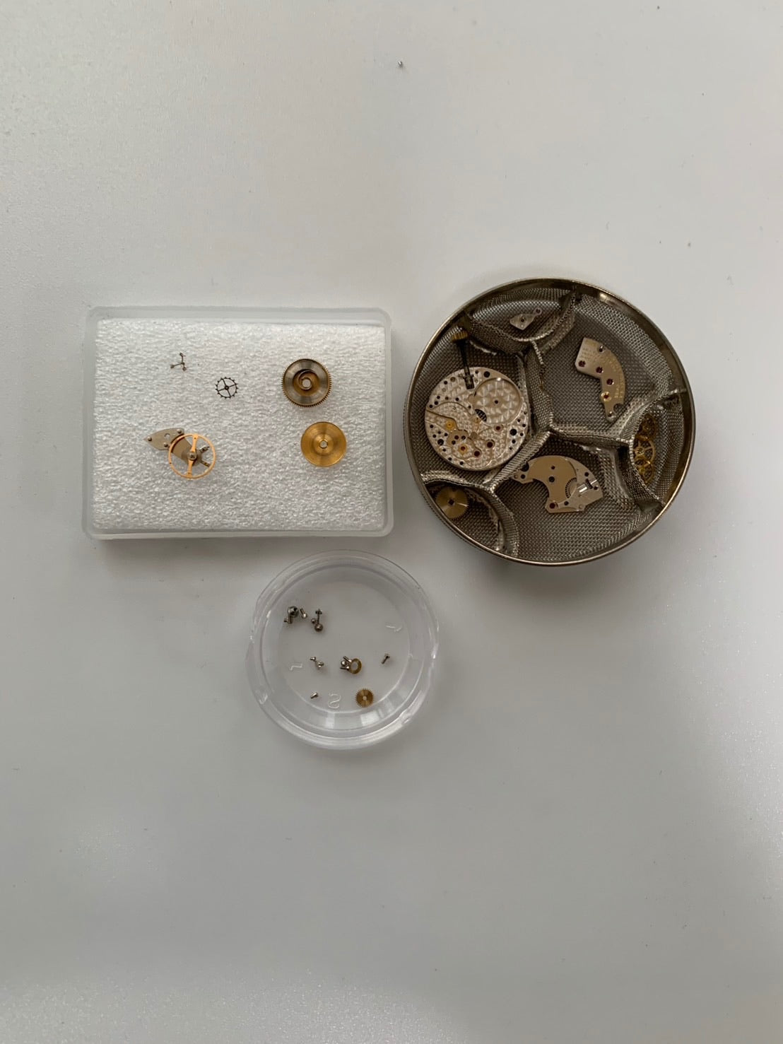 Rolex Cellini 5112, manual winding, Cal. 1601, 750YG, leather strap, original pin buckle (750YG), champagne diamond Roman numeral dial, L-series (1989-1990), repair invoice included, recently overhauled.