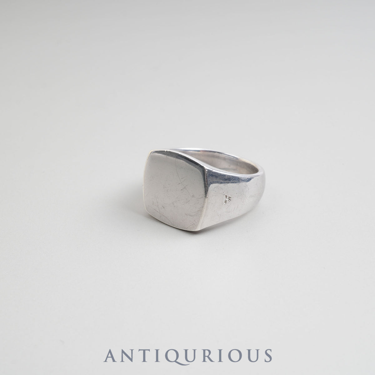 Tom Wood Ring Cushion Polished