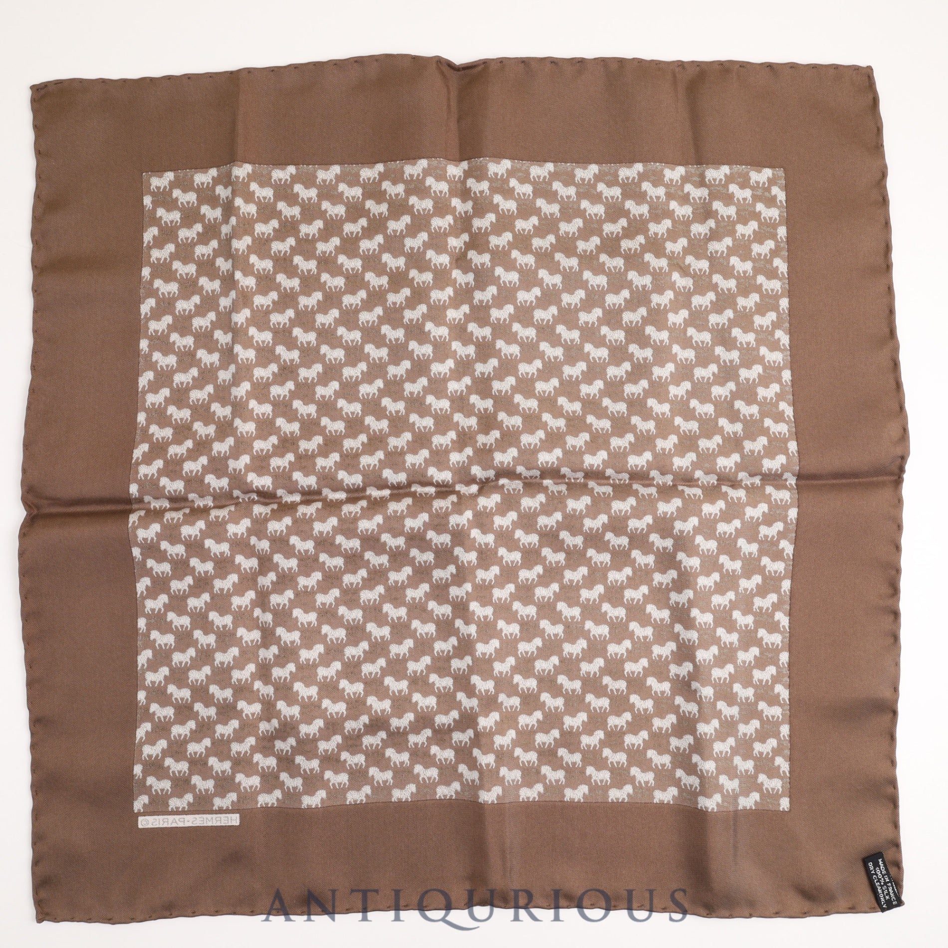 エルメス スカーフ カレ45 シマウマ柄 SILK 100%