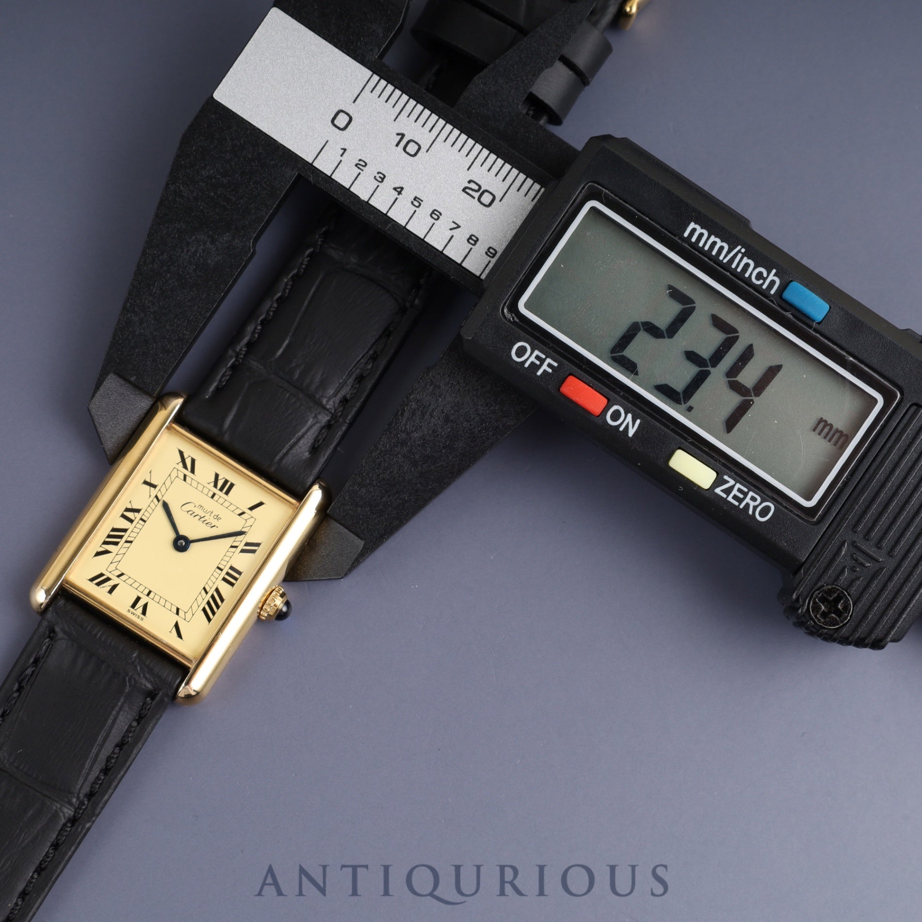 Cartier Must Tank LM W1002753 / 1615 Quartz Caliber 90 SV925 Leather Strap with Genuine GP Buckle, Ivory Roman Dial, Overhauled