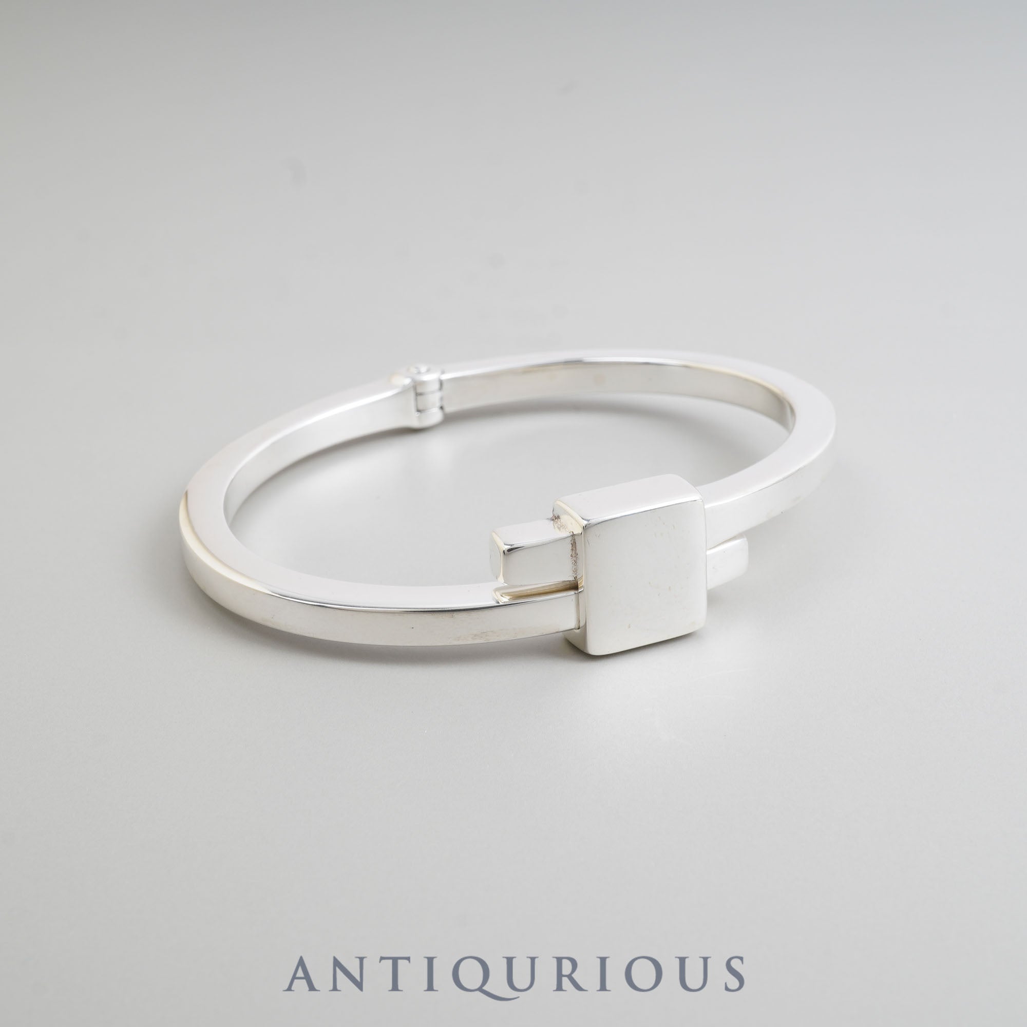 Gucci bracelet square plate