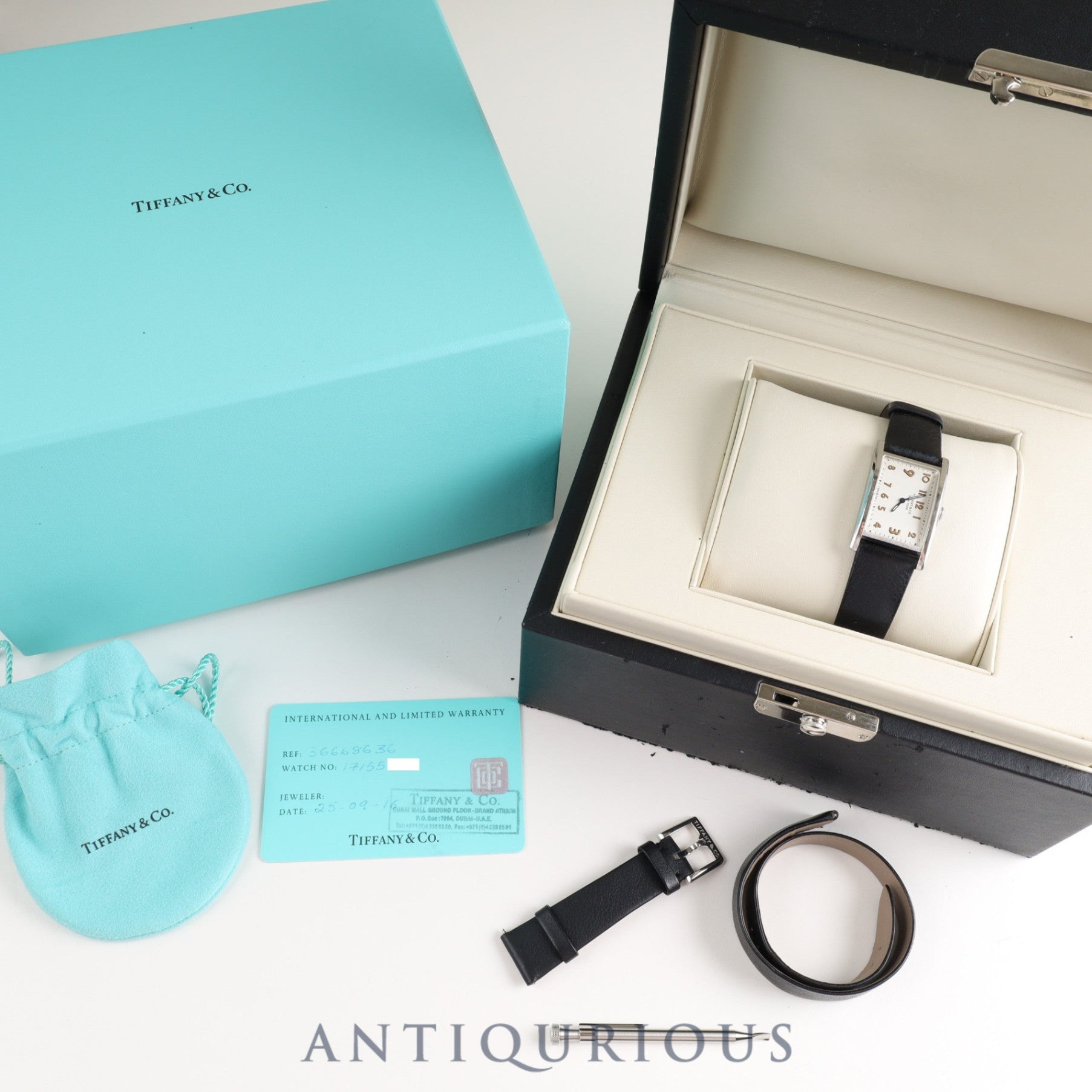 ティファニー イーストウエストミニ 36668636 クォーツ SS 純正革ベルト 純正尾錠(SS) ホワイト文字盤 箱 保証書(2016年) 純正替えベルト オーバーホール済み