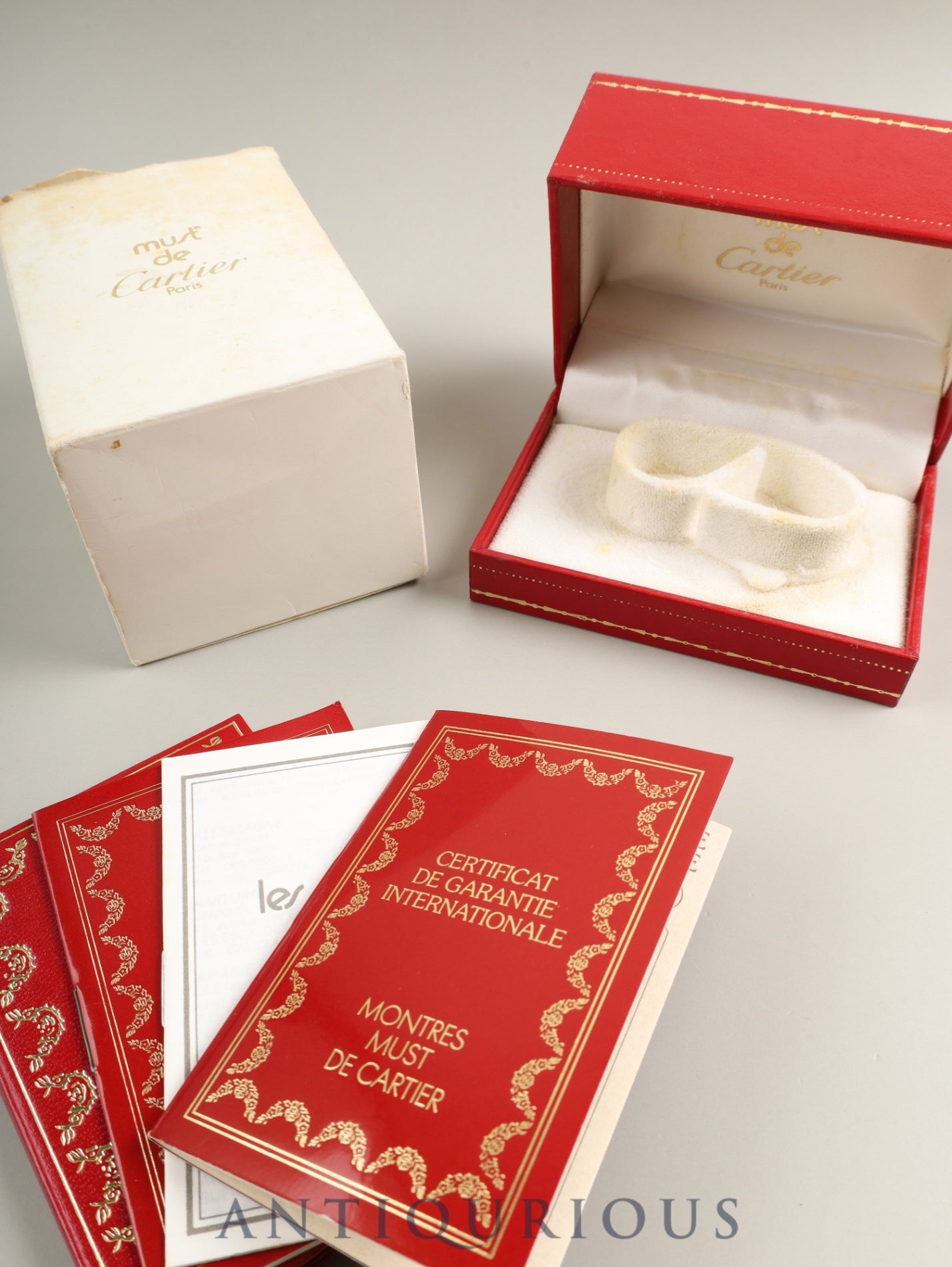 Cartier Must Vendome VLC SM 590004 Quartz Cal.90 SV925 Leather Genuine GP Deployment Buckle Center Gray Roman Dial Box Booklets Warranty (1993) Overhauled